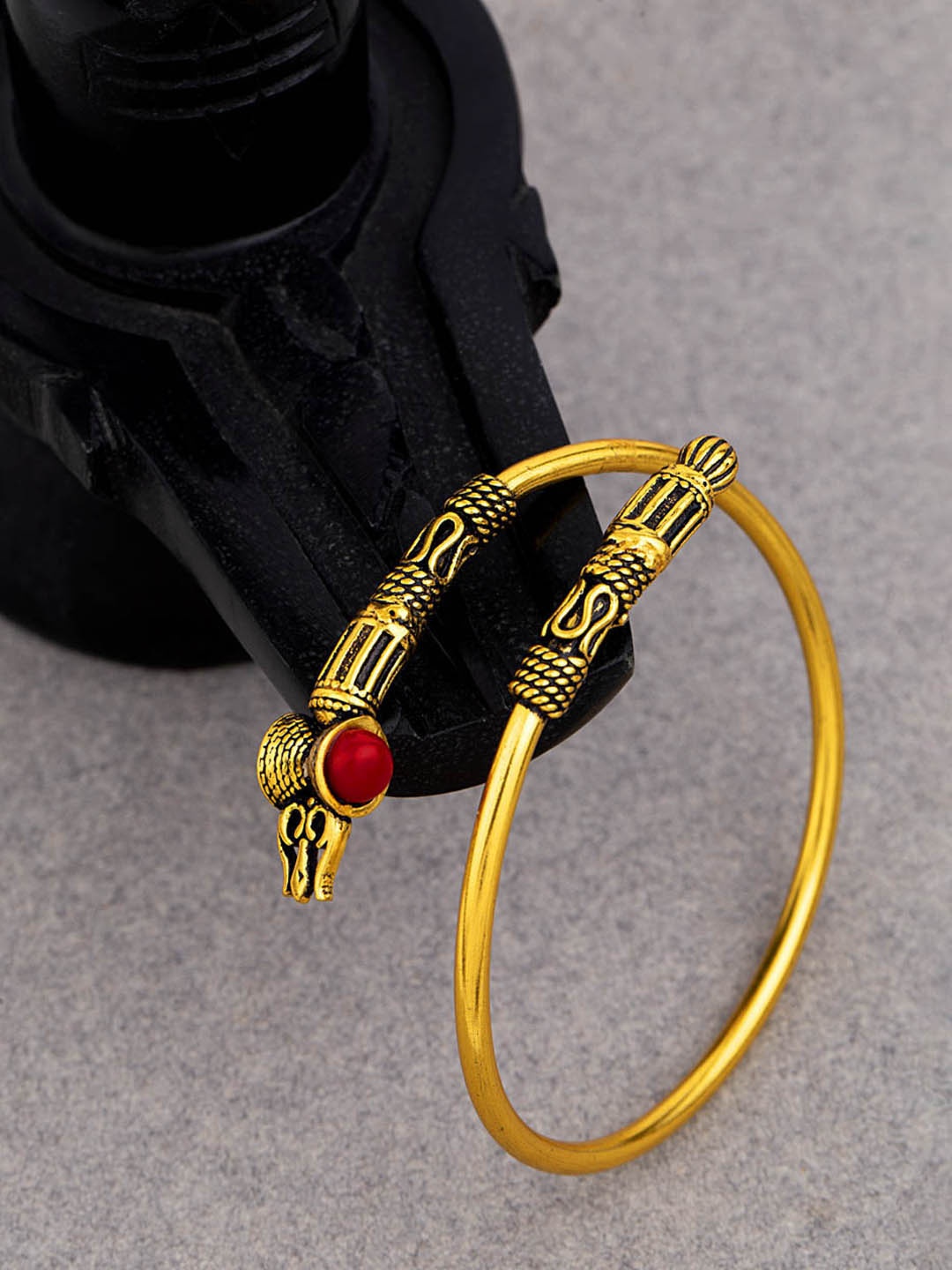 

Dare by Voylla Men Gold-Toned & Red Brass Gold-Plated Cuff Bracelet