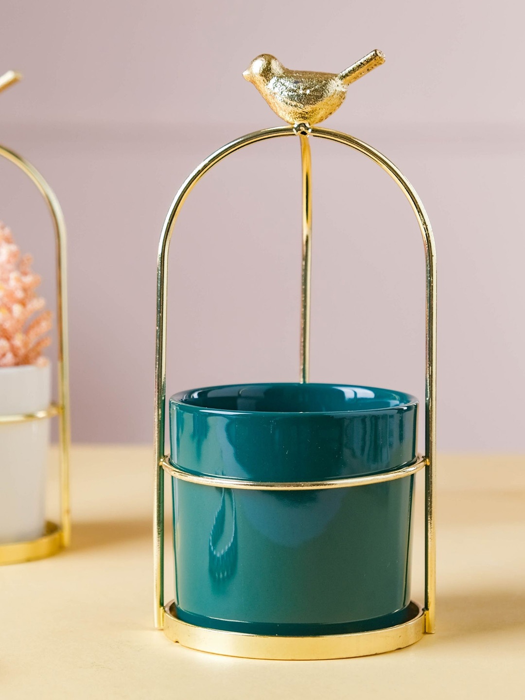 

Nestasia Green & Gold-Toned Bird Ceramic Planter With Stand