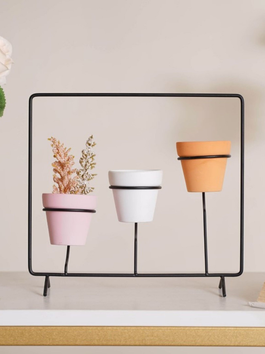 

Nestasia Set Of 3 Pink & White Solid Ceramic Planter With Stand, Multi