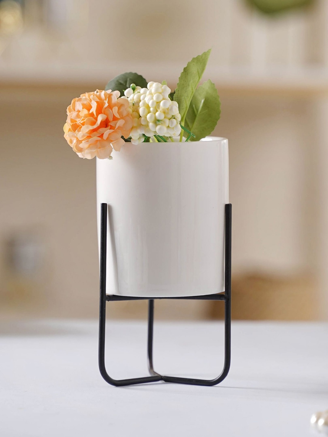 

Nestasia White and Black Indoor Ceramic Planter With Holder