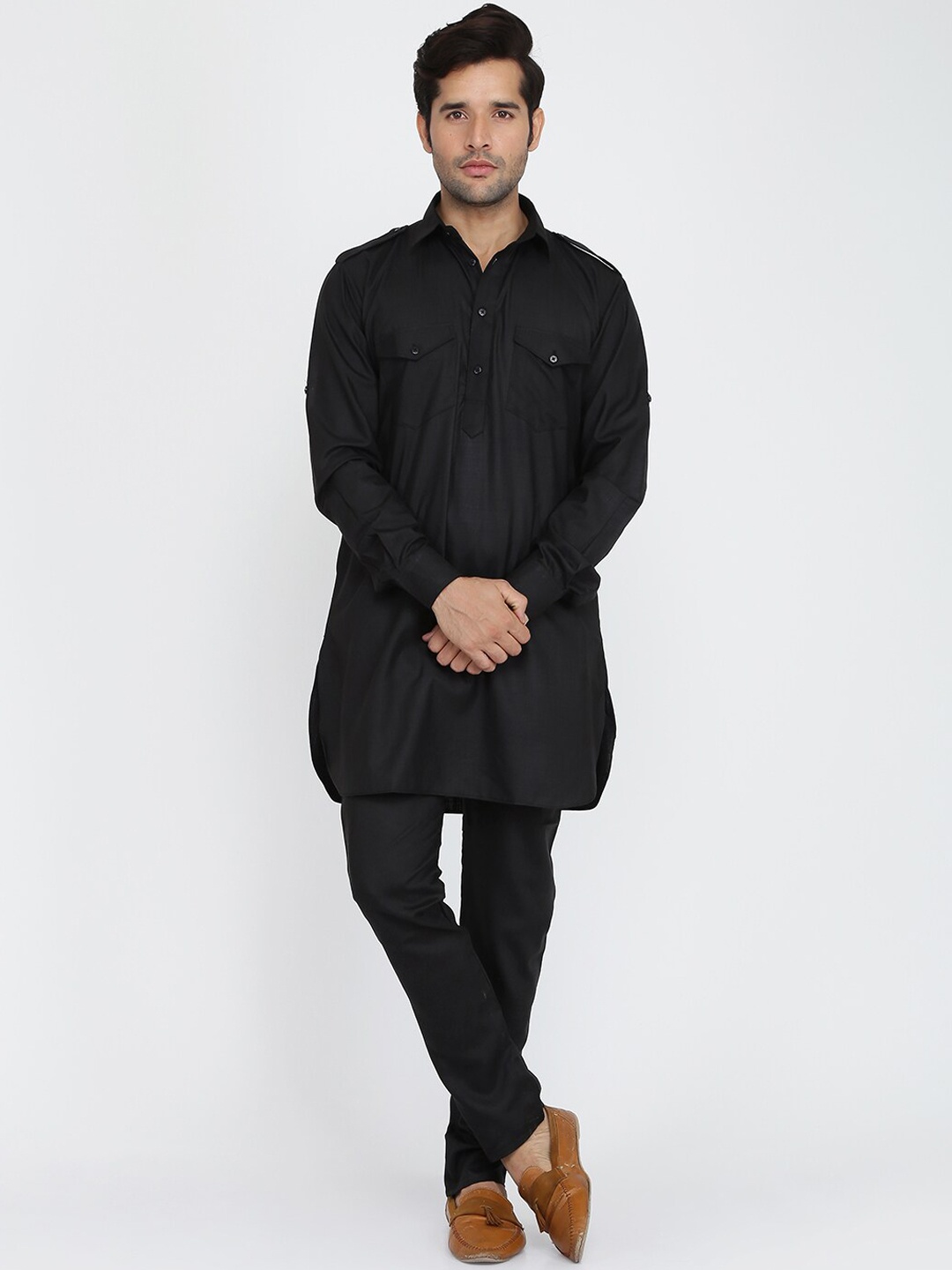 

ROYAL KURTA Men Black Pure Cotton Pathani Kurta with Pyjamas