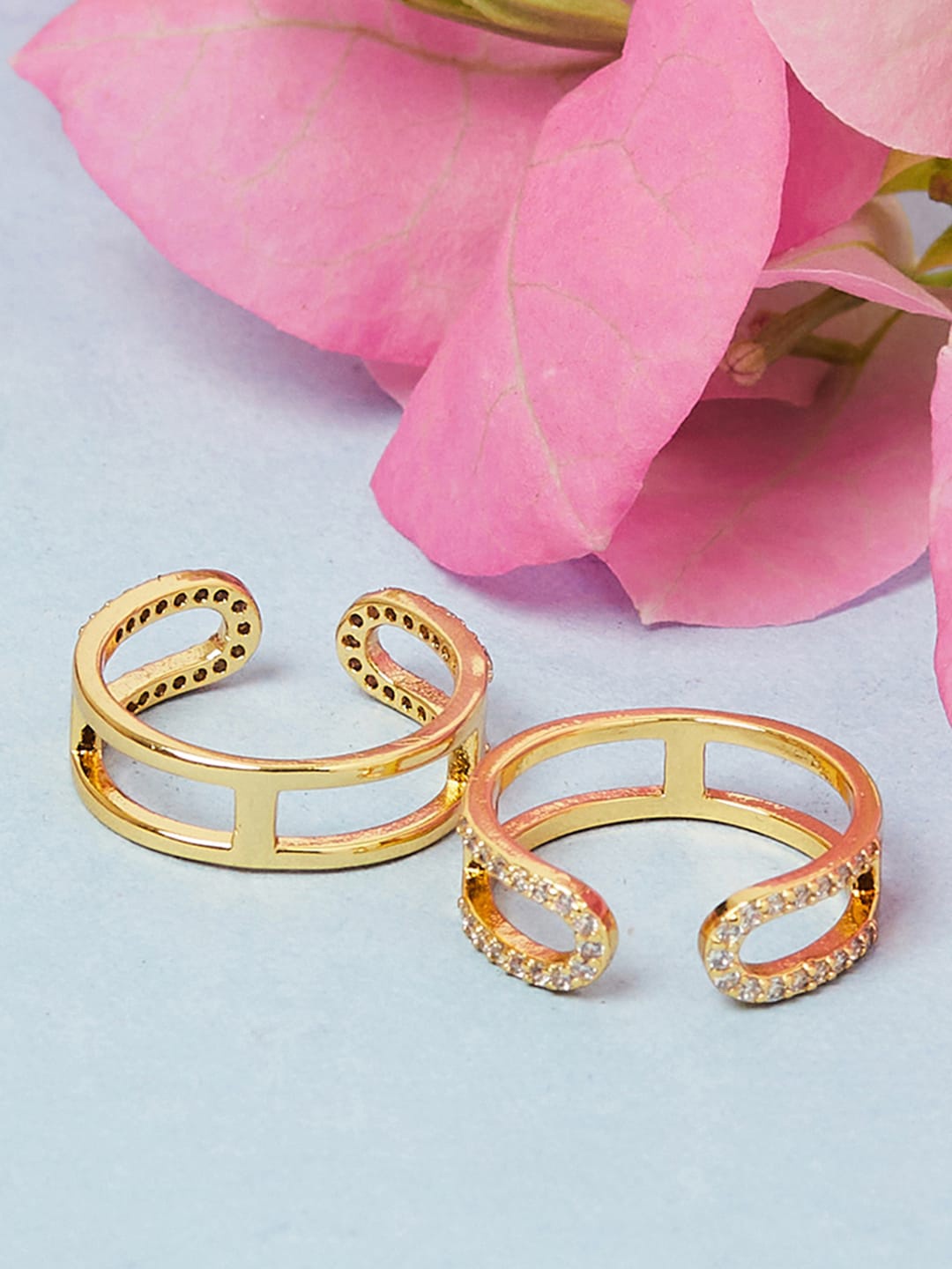 

Voylla Set of 2 Gold-Plated White CZ Stone-Studded Adjustable Toe Rings