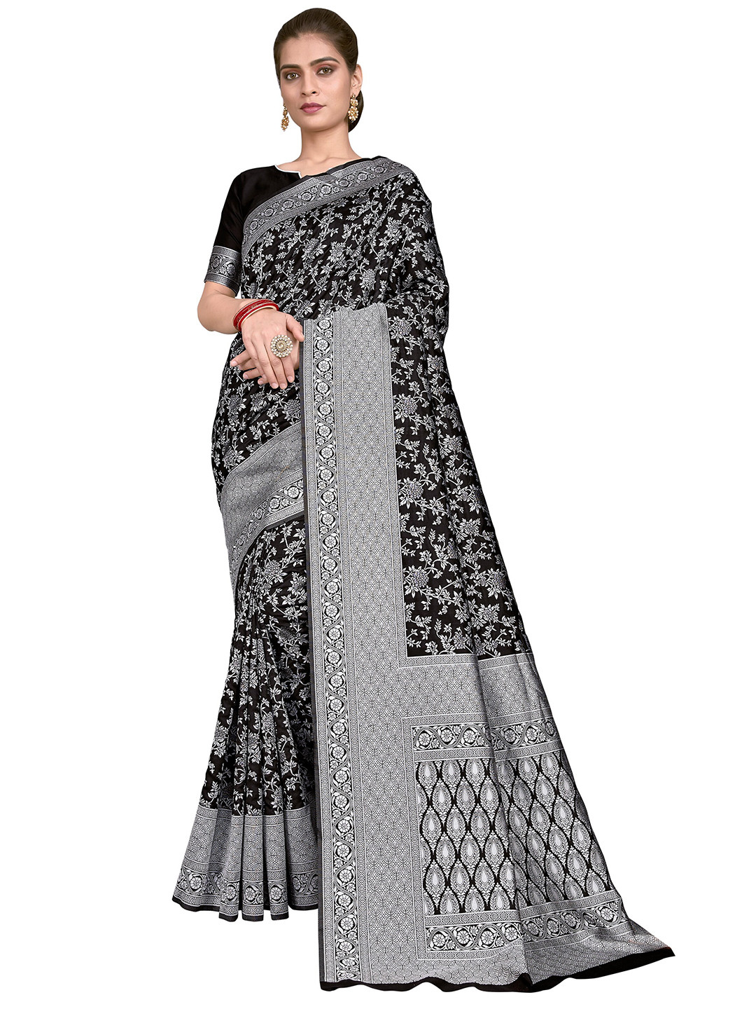 

SARIYA Black & Silver-Toned Floral Zari Silk Blend Banarasi Saree