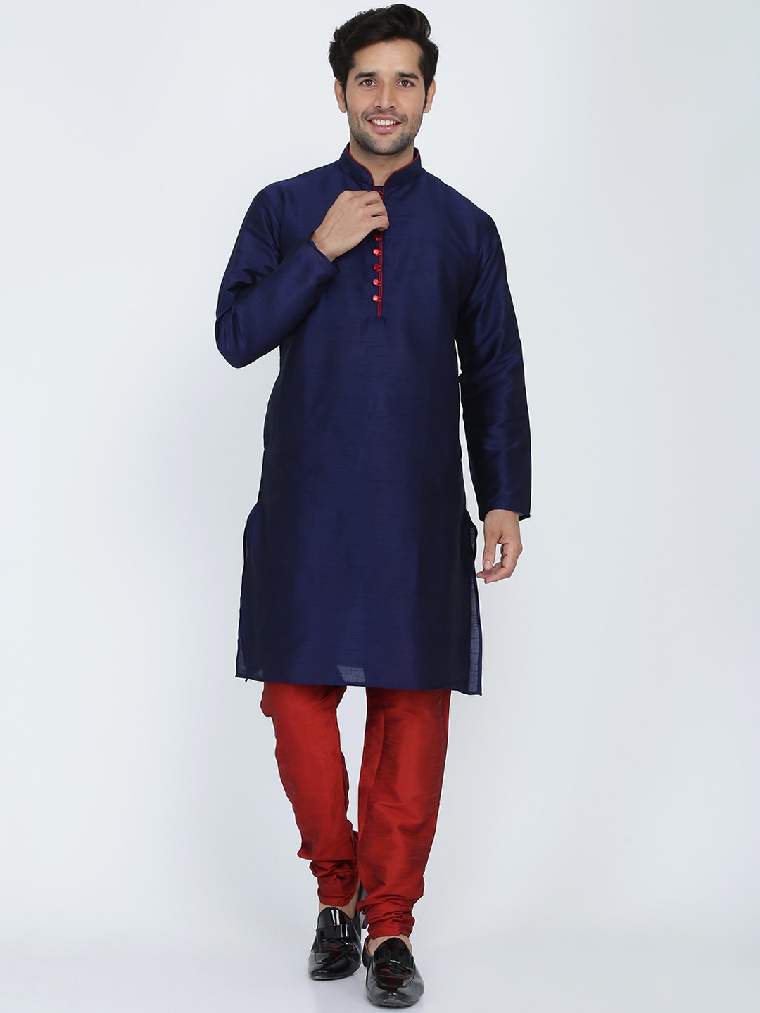 

ROYAL KURTA Men Blue Thread Work Summer Sheers Kurta