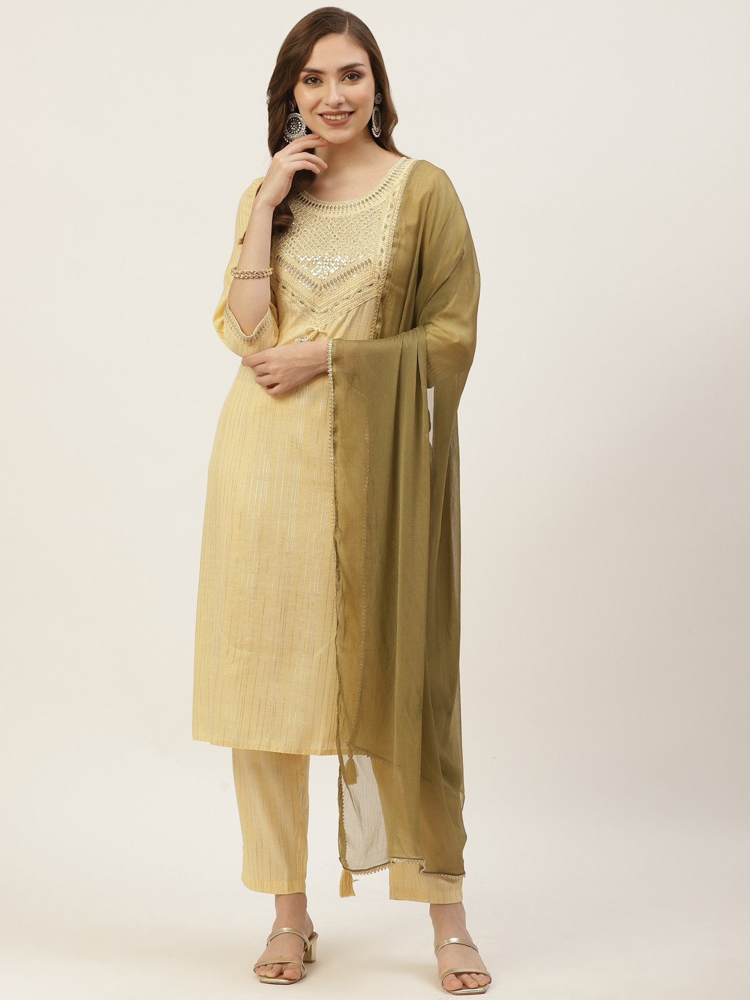 

YELLOW CLOUD Women Yellow Ethnic Motifs Yoke Design Kurta with Trousers & Dupatta
