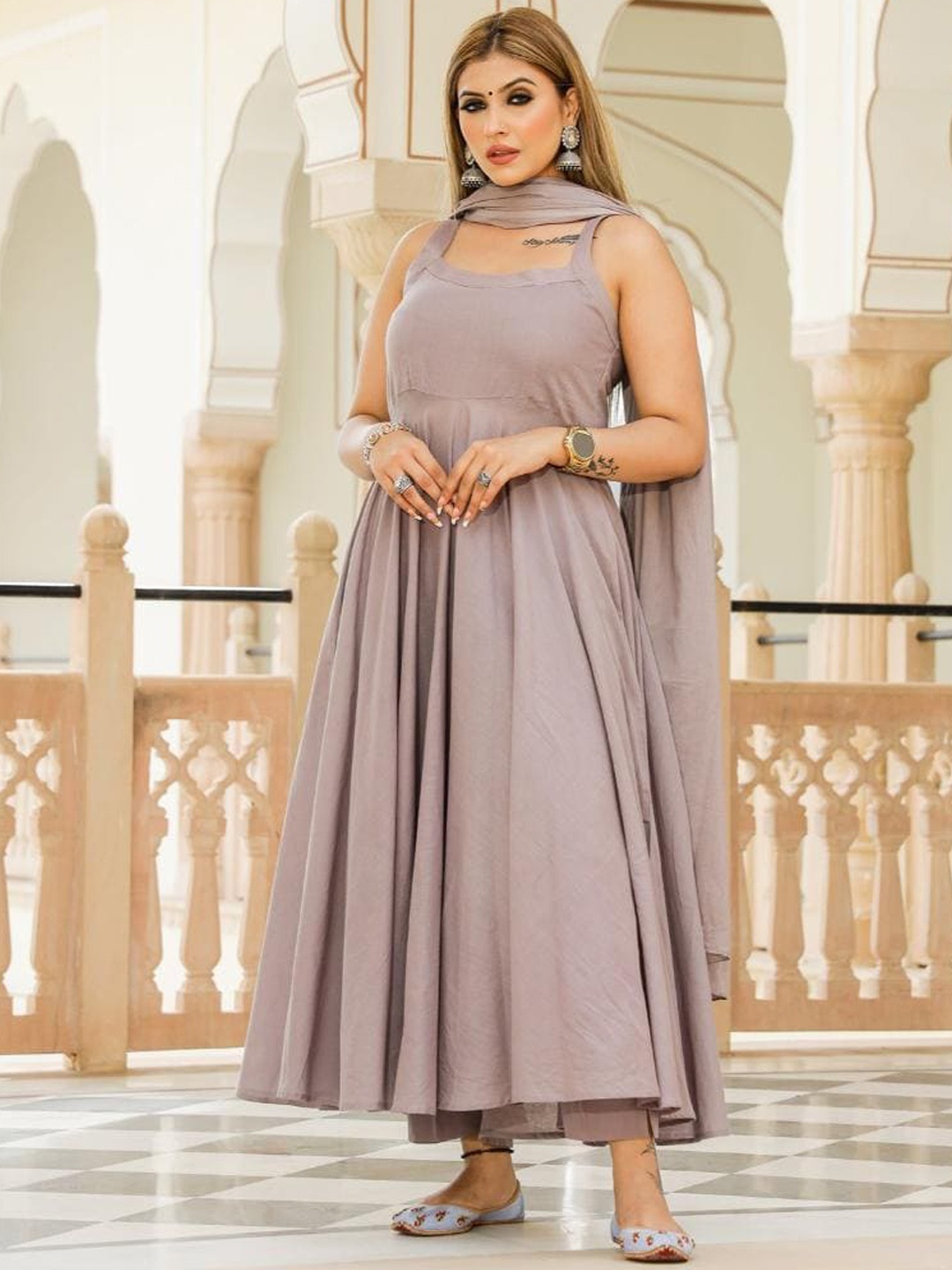 

Baisacrafts Women Grey Solid Pure Cotton Anarkali Kurta with Trouser & Dupatta