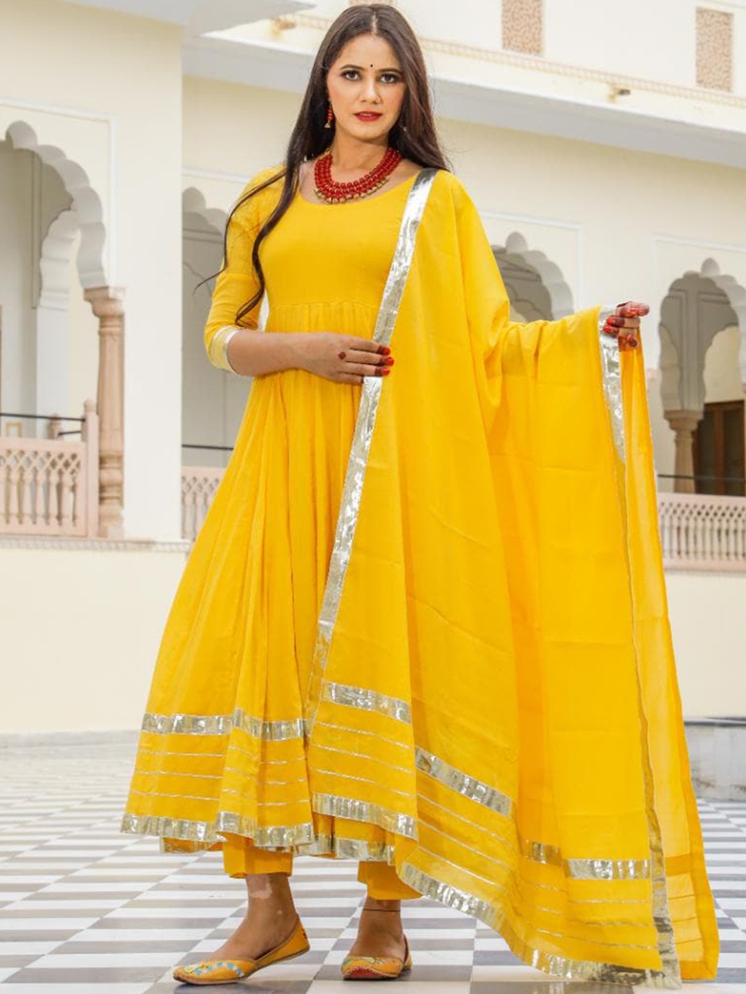 

Baisacrafts Women Yellow Gotta Patti Pure Cotton Kurta & Trousers With Dupatta