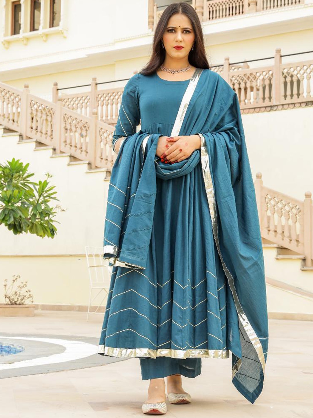 

Baisacrafts Women Teal Printed Gotta Patti Pure Cotton Kurta with Trousers