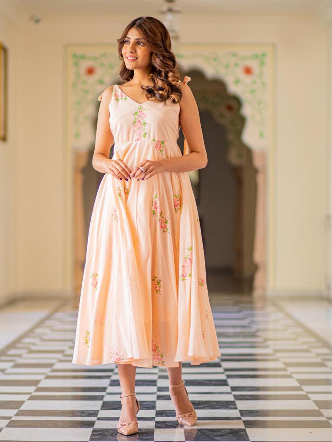 

Baisacrafts Peach-Coloured Floral Maxi Dress