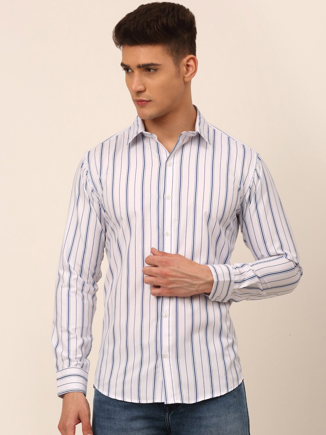 

JAINISH Men White Classic Striped Casual Long sleeveShirt