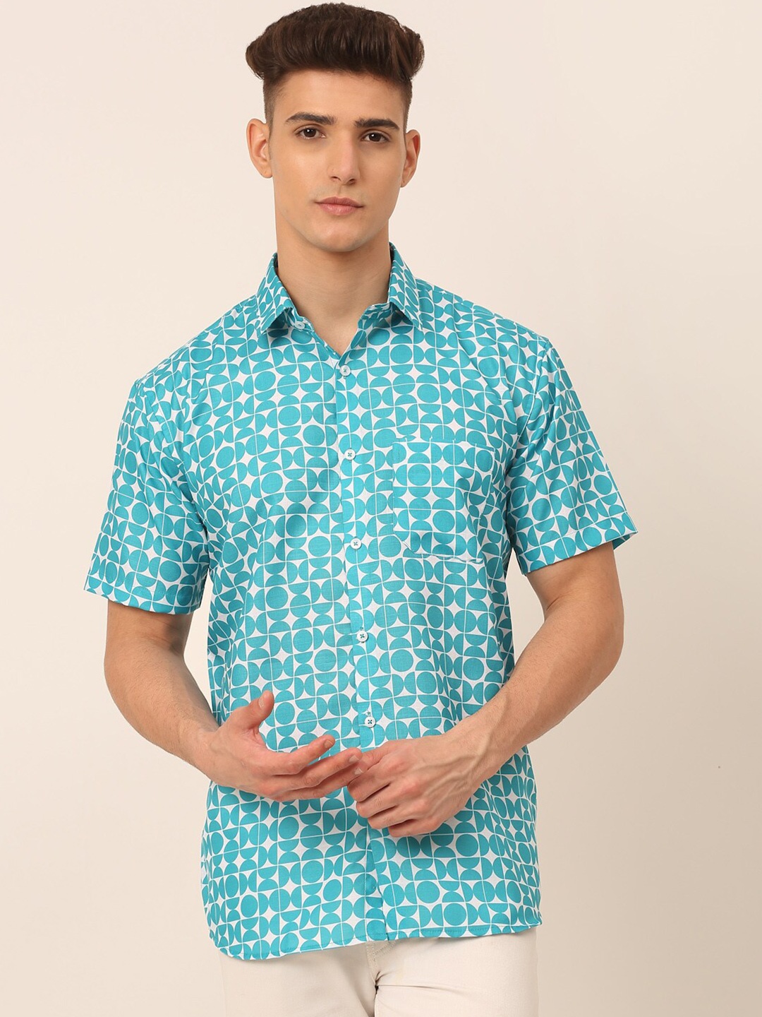 

JAINISH Men Turquoise Blue Pure Cotton Classic Floral Printed Casual Shirt