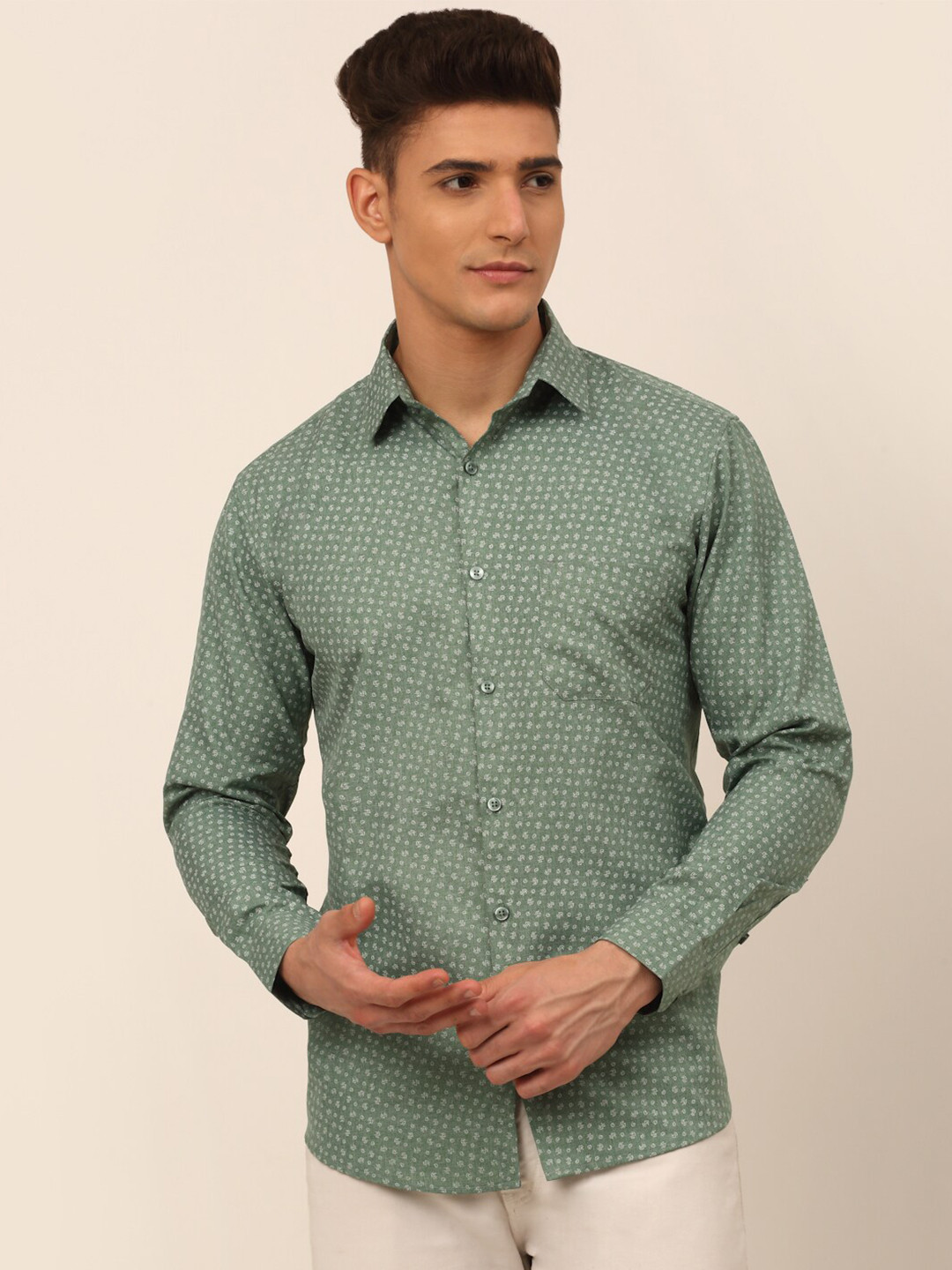 

JAINISH Men Green Classic Printed Casual Shirt