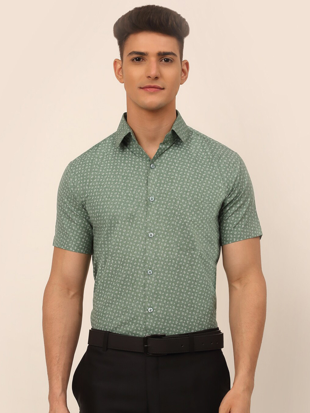 

JAINISH Men Green Classic Printed Formal Shirt