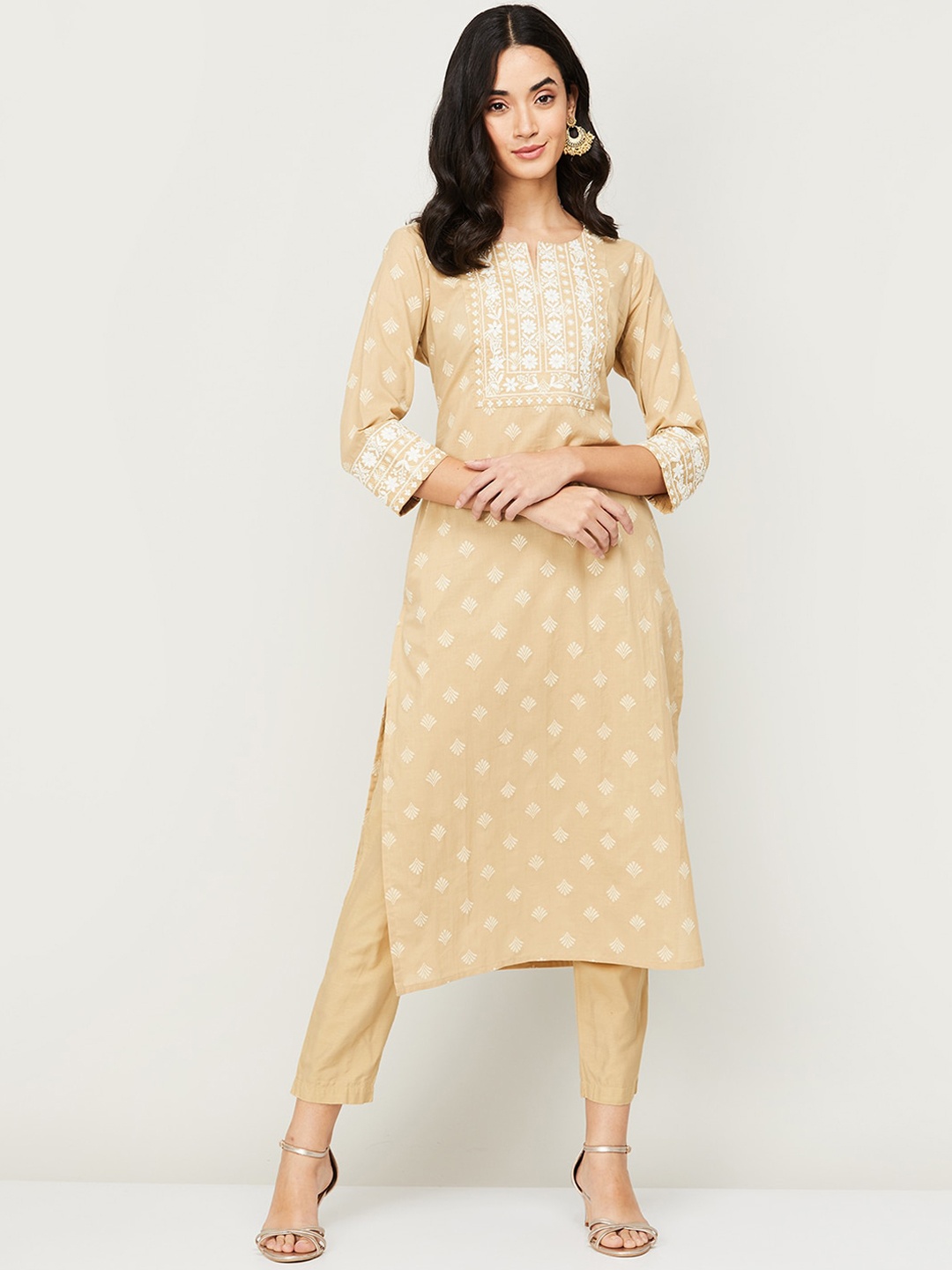 

Melange by Lifestyle Women Beige Floral Printed Kurta
