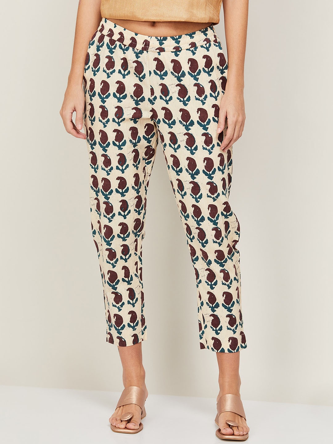 

Melange by Lifestyle Women White Ethnic Motifs Printed Trousers