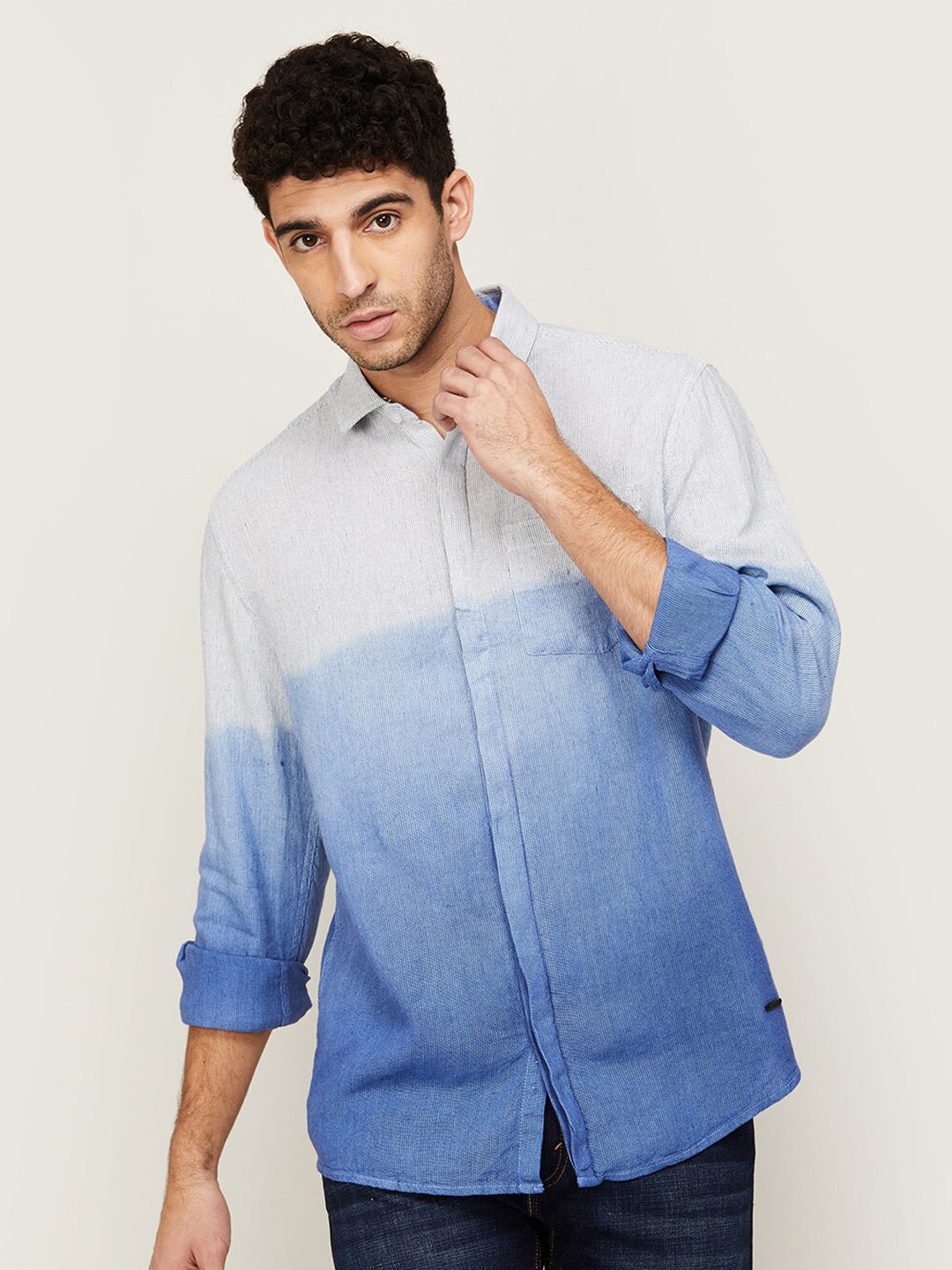 

Bossini Men Blue Faded Casual Shirt