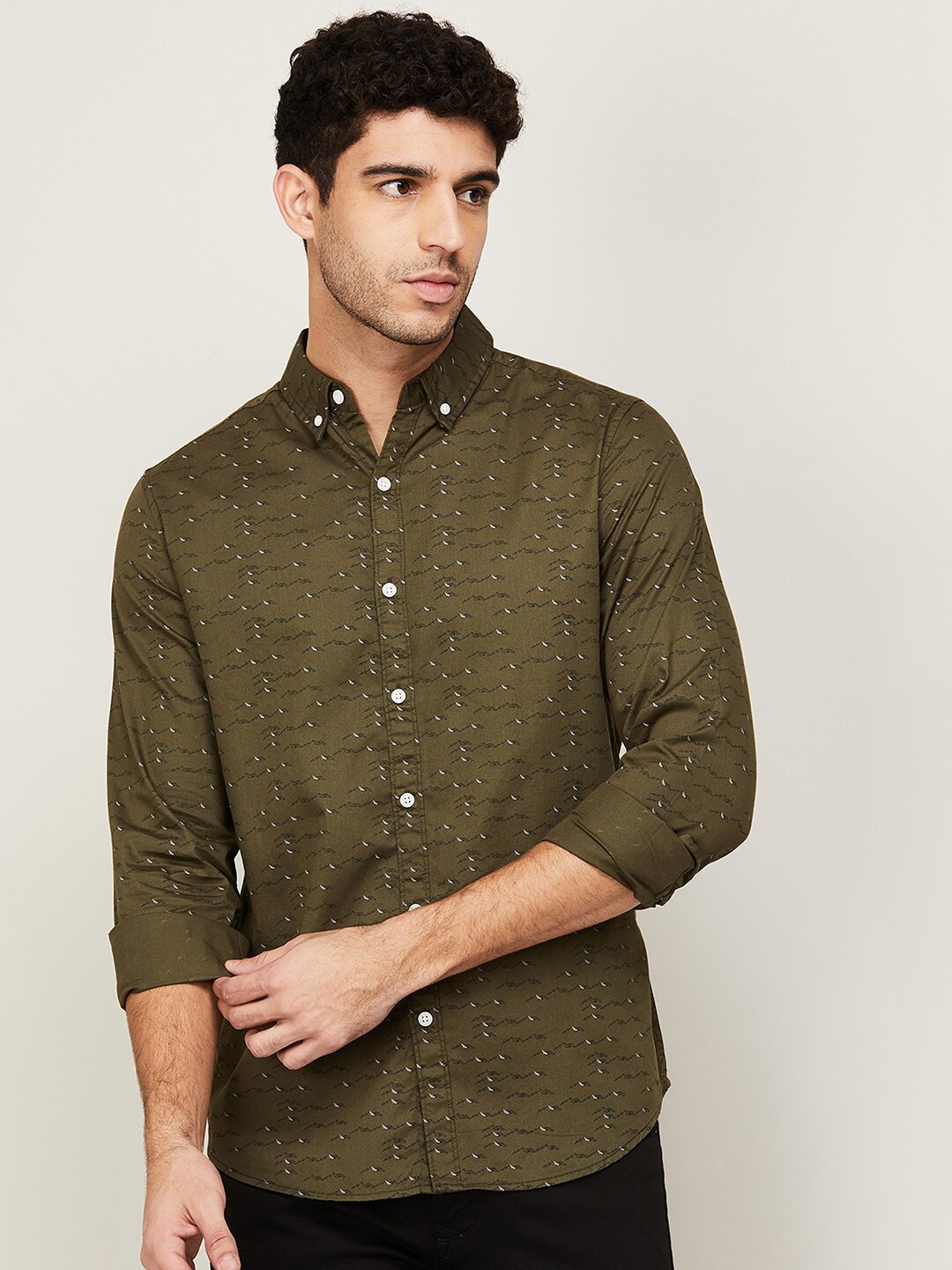 

Fame Forever by Lifestyle Men Olive Green Printed Casual Shirt