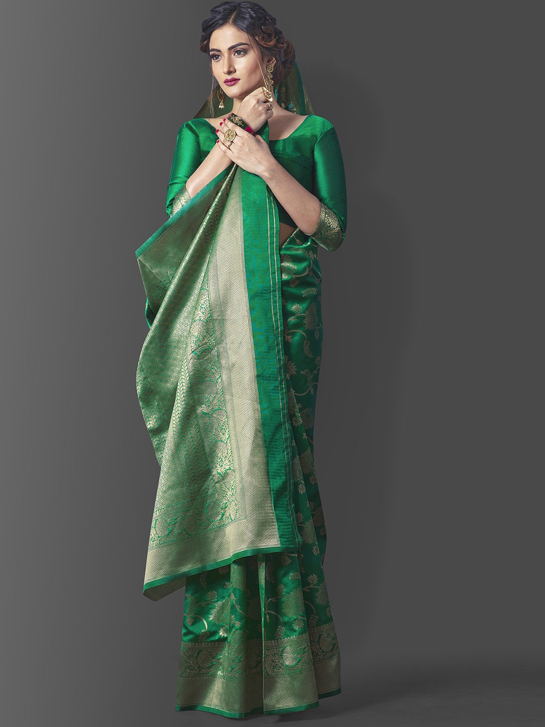 

Jinax Green & Gold-Toned Woven Design Zari Pure Silk Banarasi Saree