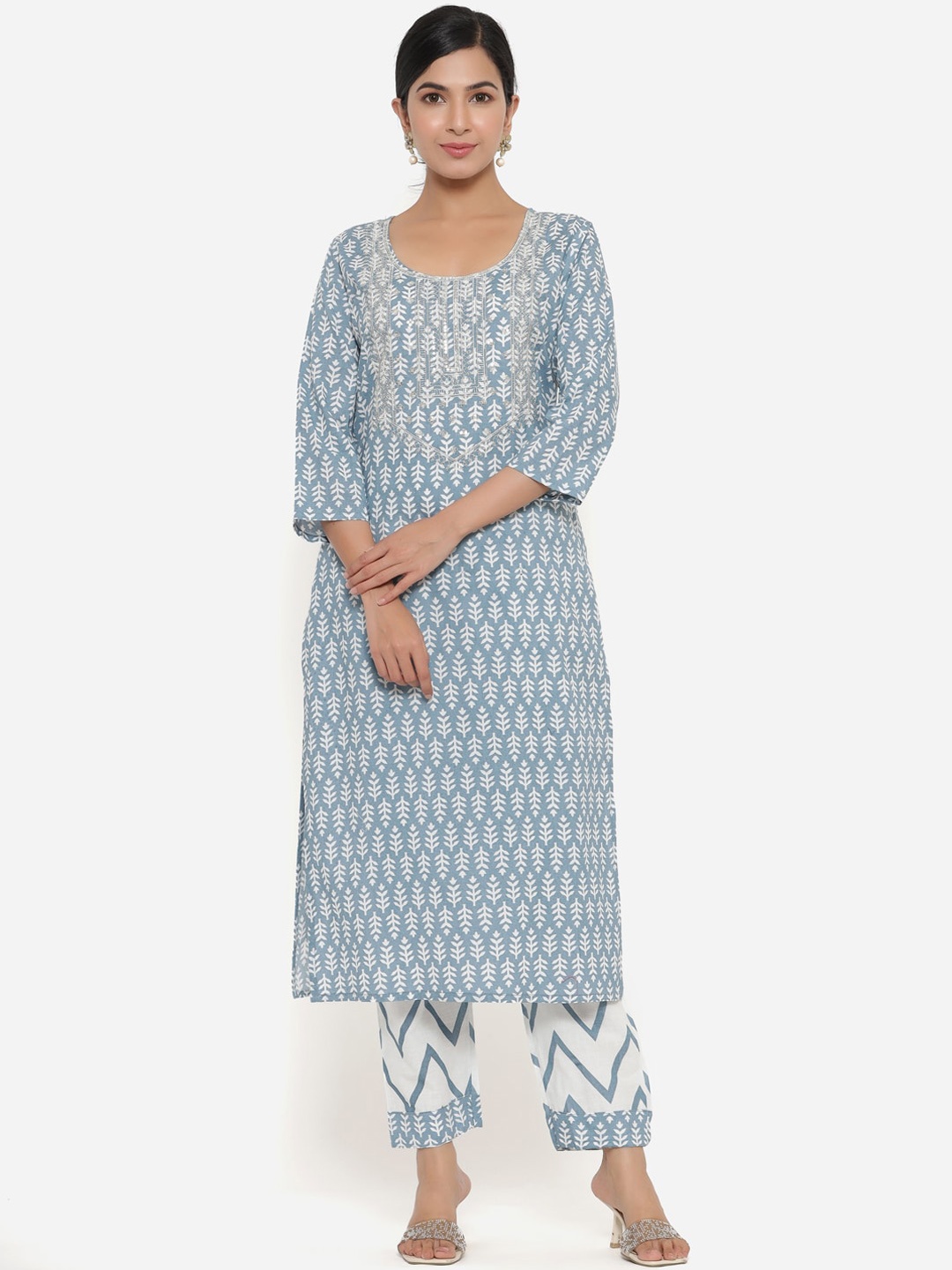 

SBR BABA KURTI Women Blue Ethnic Motifs Printed Pure Cotton Kurta with Trousers