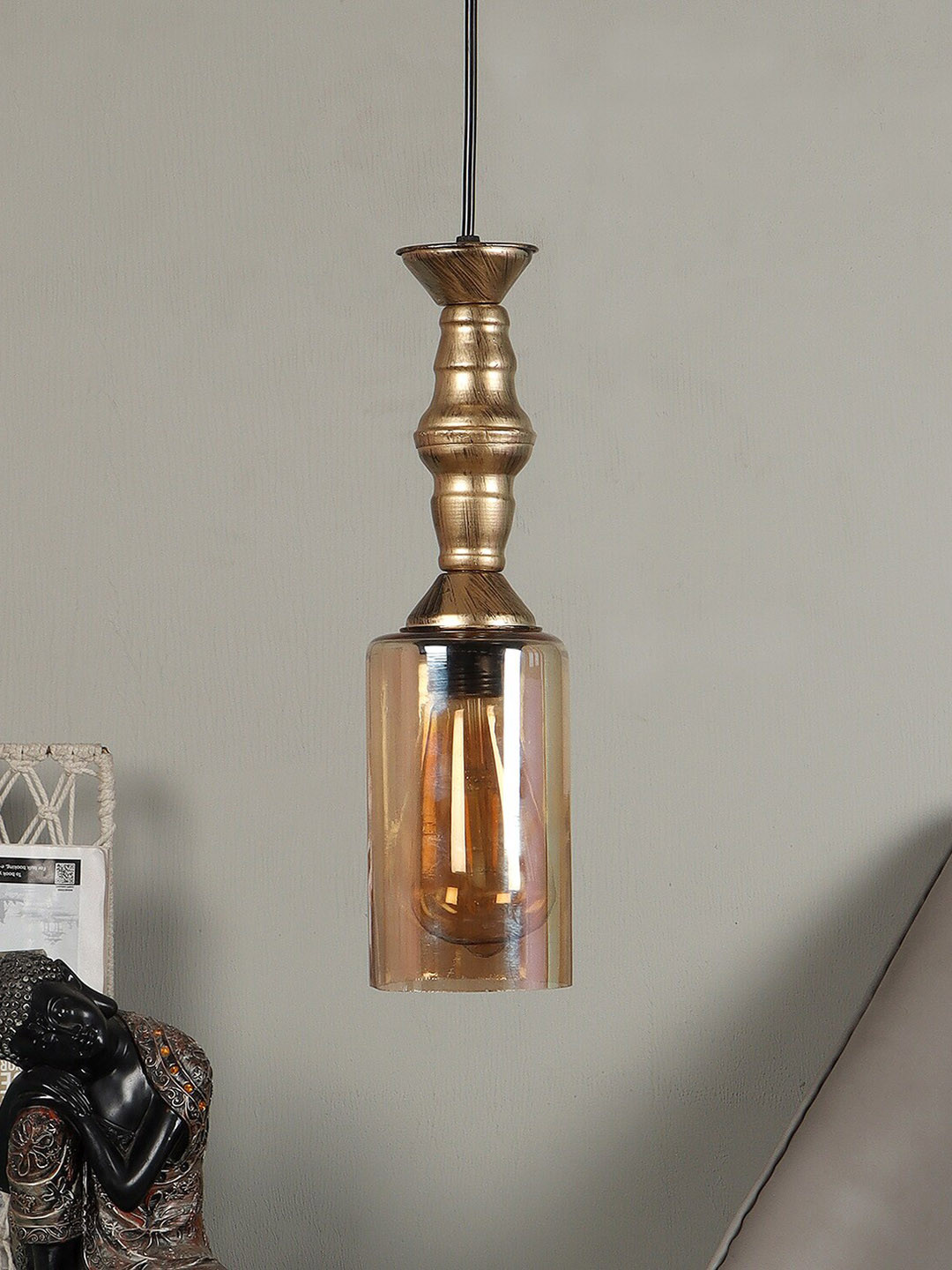 

MFD HOME FURNISHING Gold-Toned Solid Ceiling Lamp