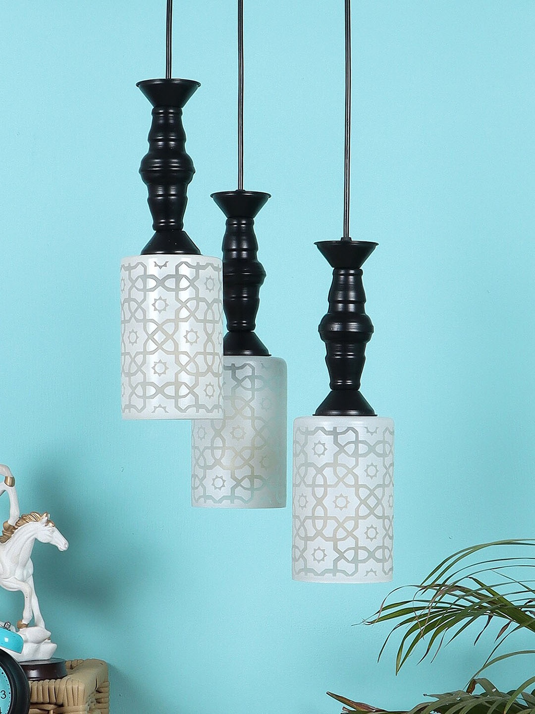 

MFD HOME FURNISHING Pack Of 3 White & Black Ceiling Lamps