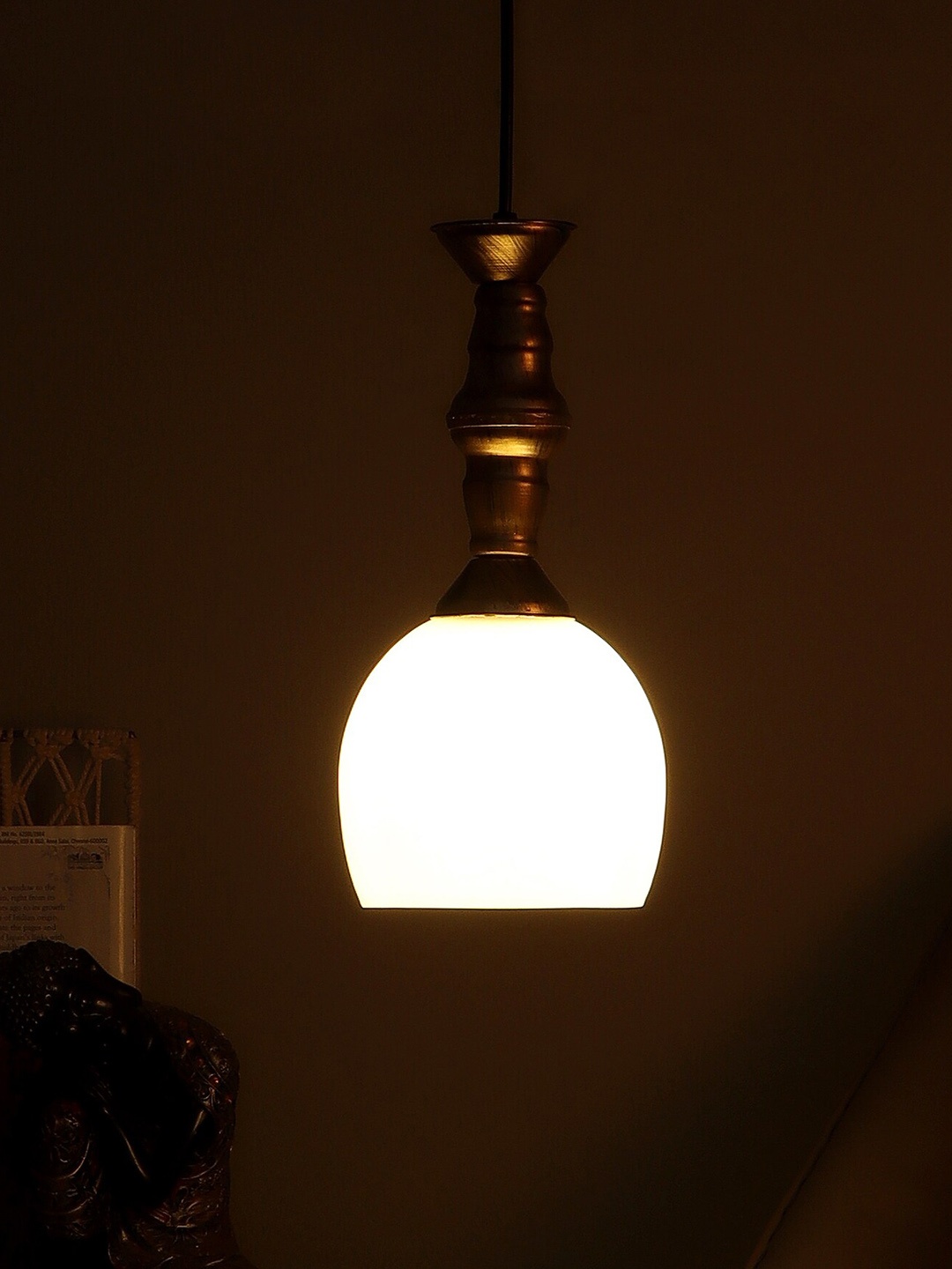 

MFD HOME FURNISHING White & Copper Solid Ceiling Lamp