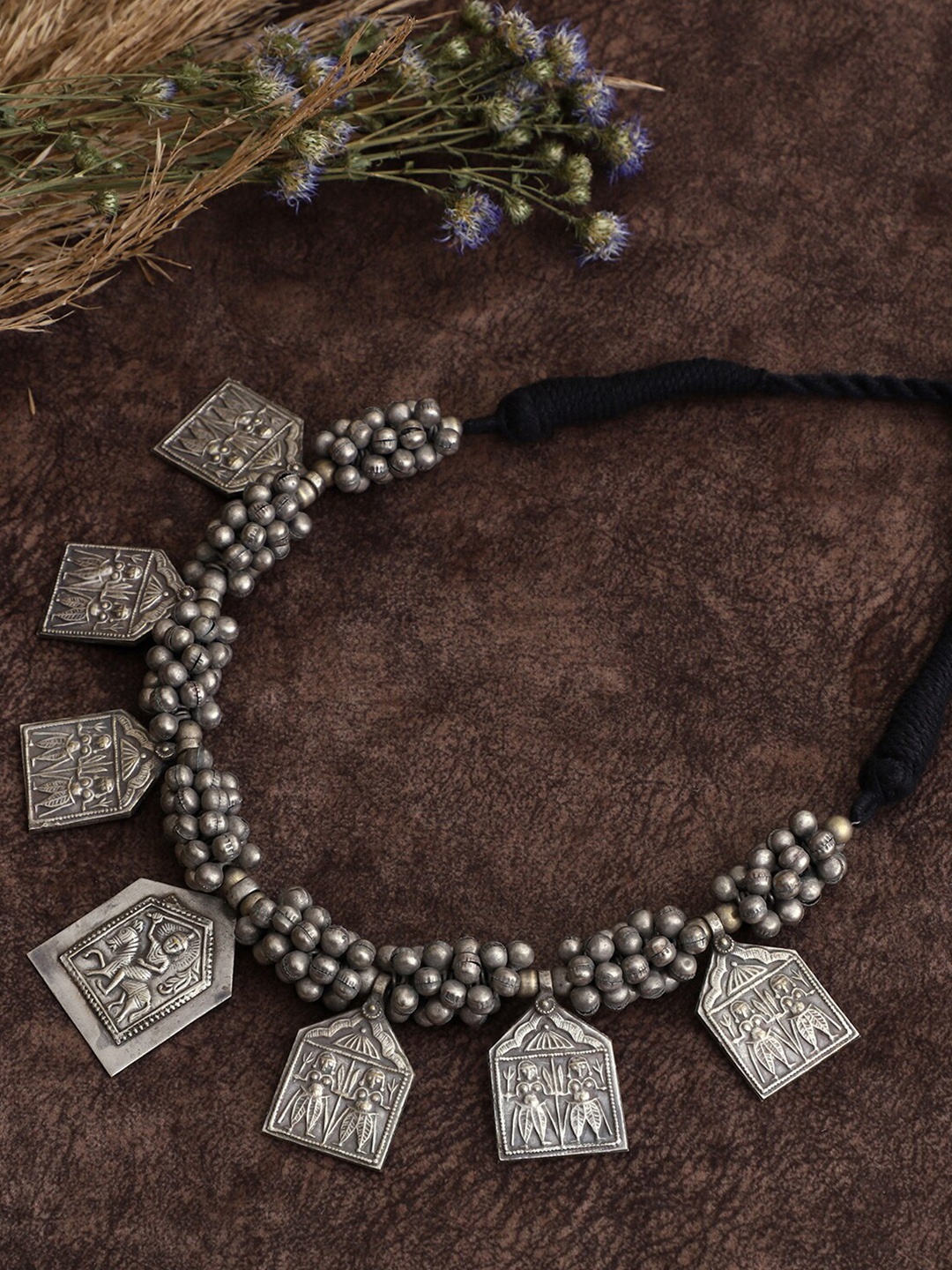 

VENI Silver-Toned Brass Silver-Plated Tribal Necklace