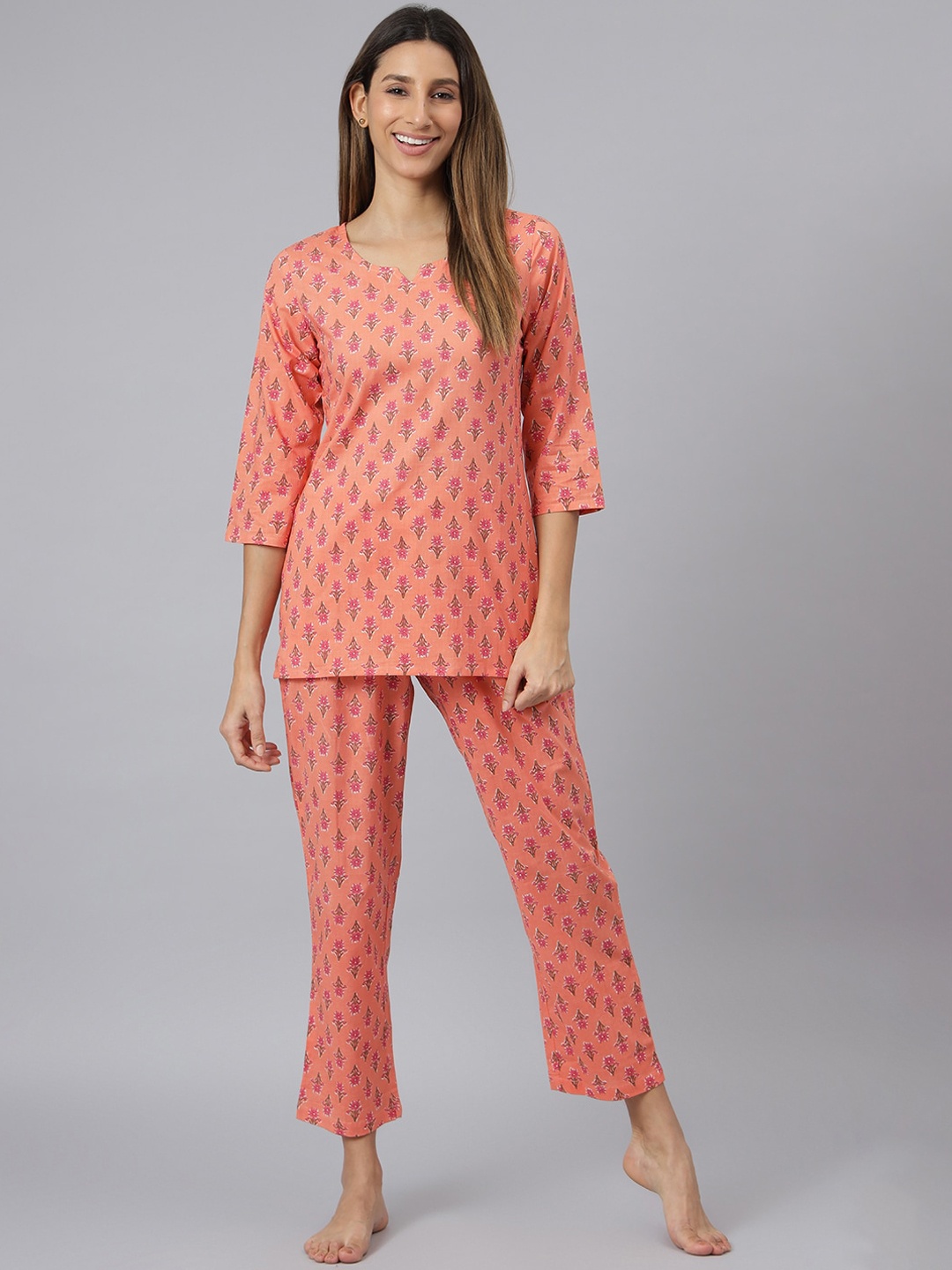 JAIPUR ATTIRE Women Peach-Coloured & Pink Printed Night suit