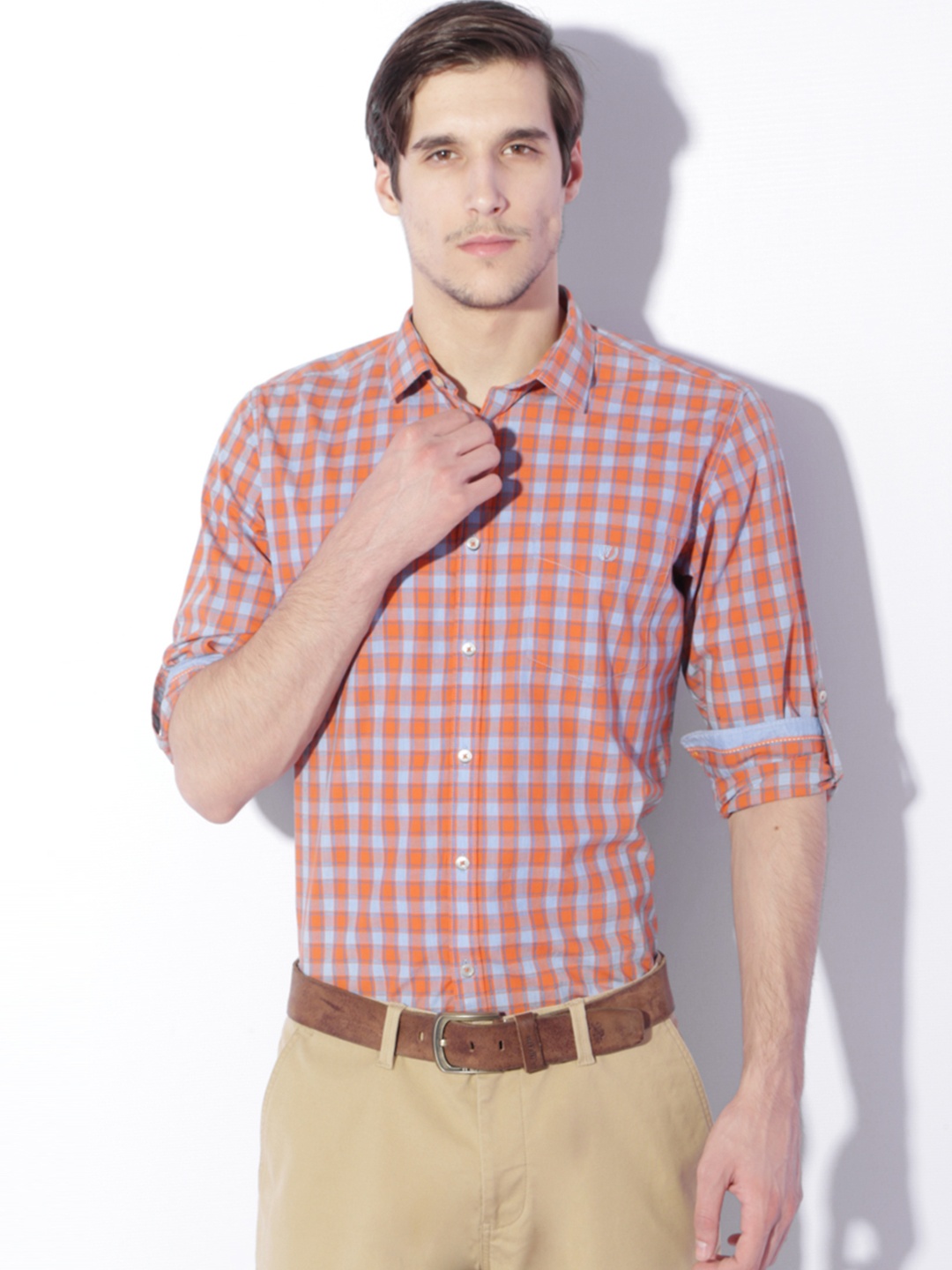 

Van Heusen Sport Men Orange & Blue Slim Fit Checked Casual Shirt