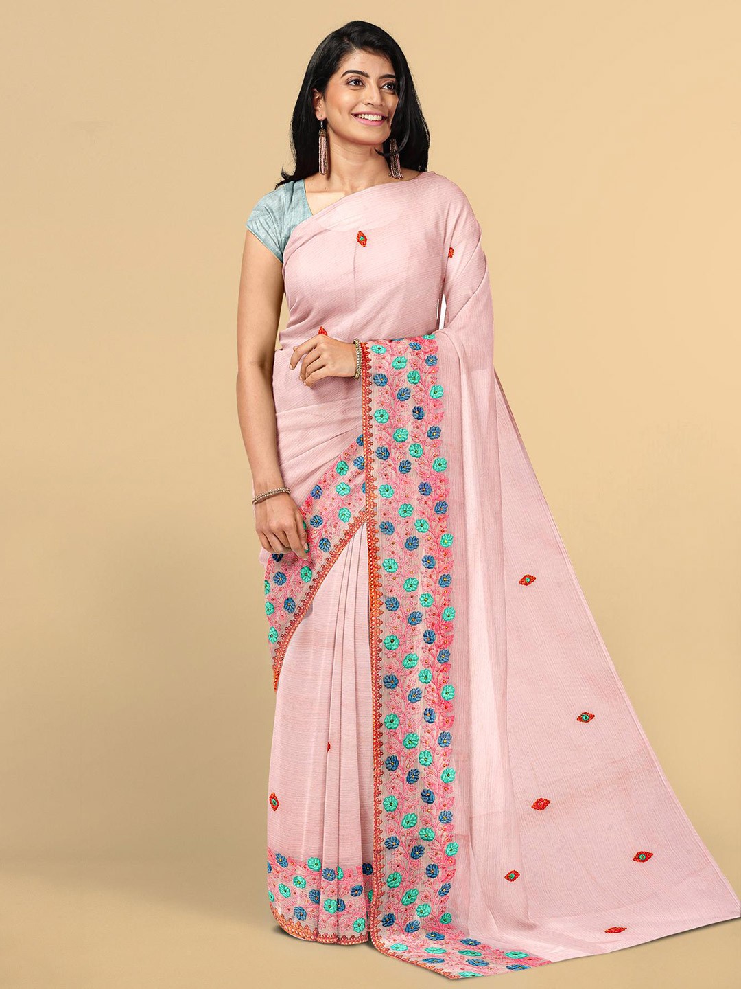 

Kalamandir Pink & Red Floral Embroidered Silk Blend Saree