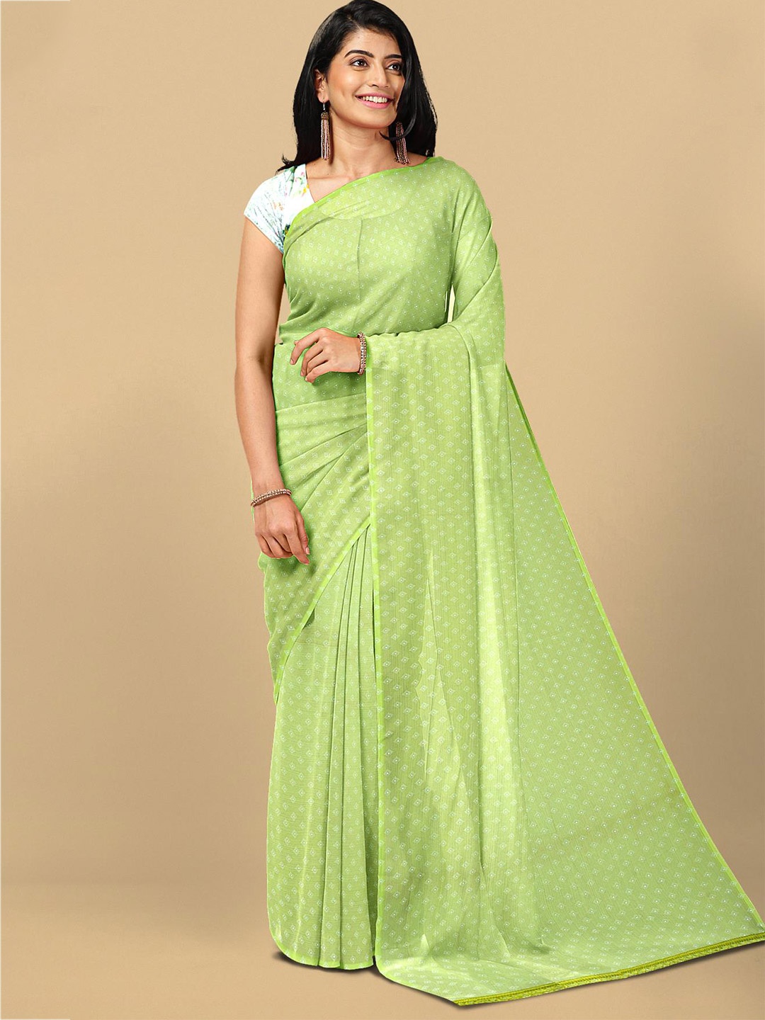 

Kalamandir Green & White Ethnic Motifs Silk Blend Saree