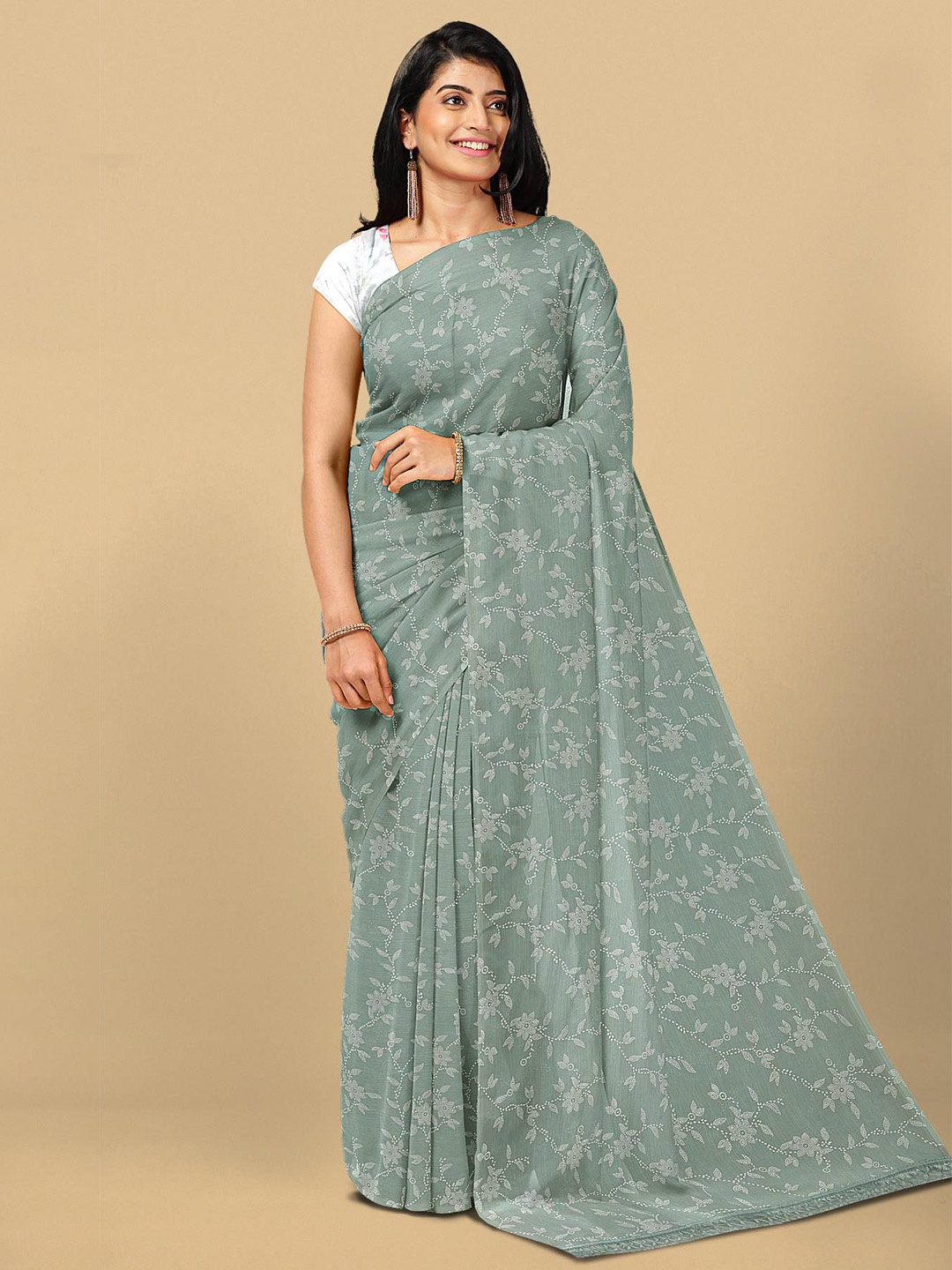 

Kalamandir Grey & Off White Floral Silk Blend Saree