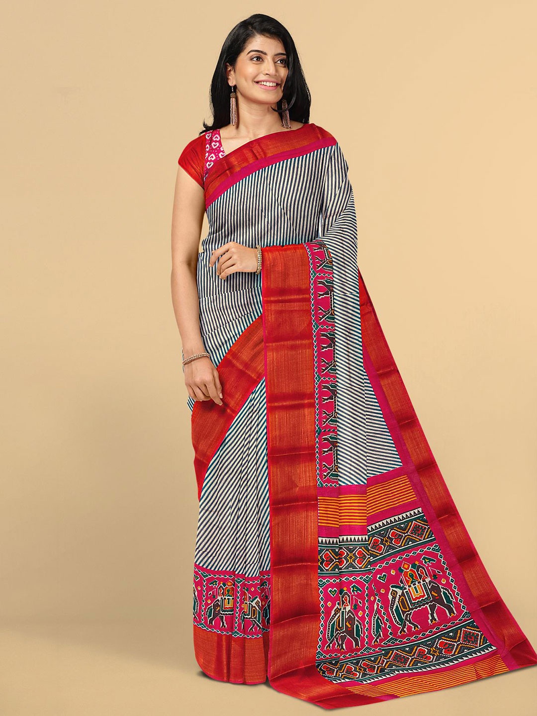 

Kalamandir Grey & Red Zari Linen Blend Saree