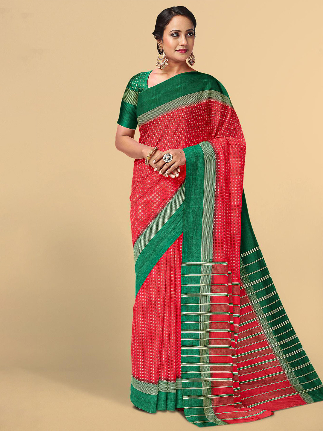 

Kalamandir Red & Green Silk Blend Saree