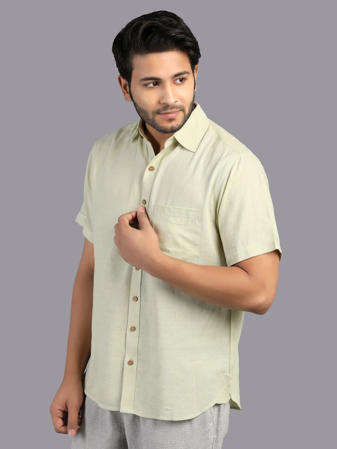 

RENTIYO Men Beige Solid Comfort Casual Shirt