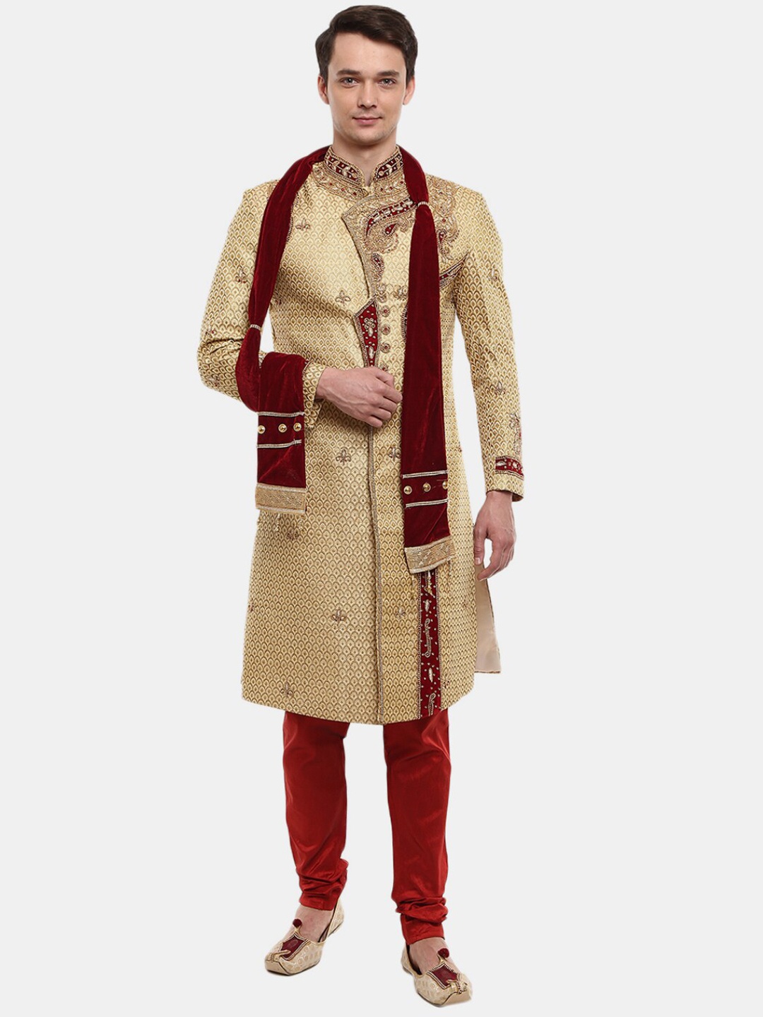

V-Mart Men Gold-Coloured & Maroon Self-Design Jacquard Sherwani Set