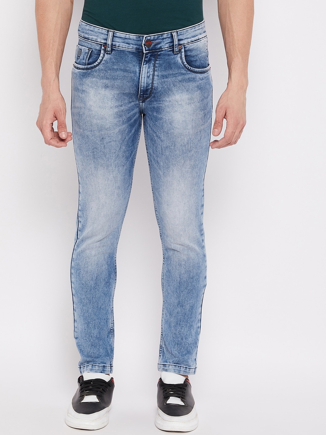 

Duke Men Blue Slim Fit Mildly Distressed Heavy Fade Stretchable Jeans