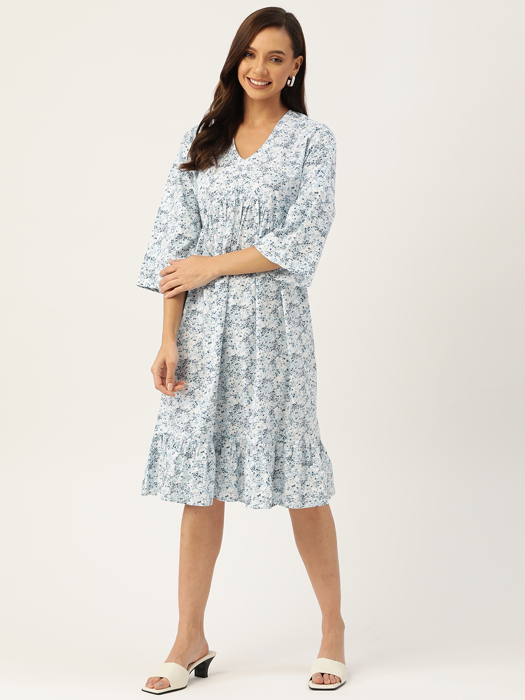 

Rue Collection White & Blue Floral Cotton A-Line Dress