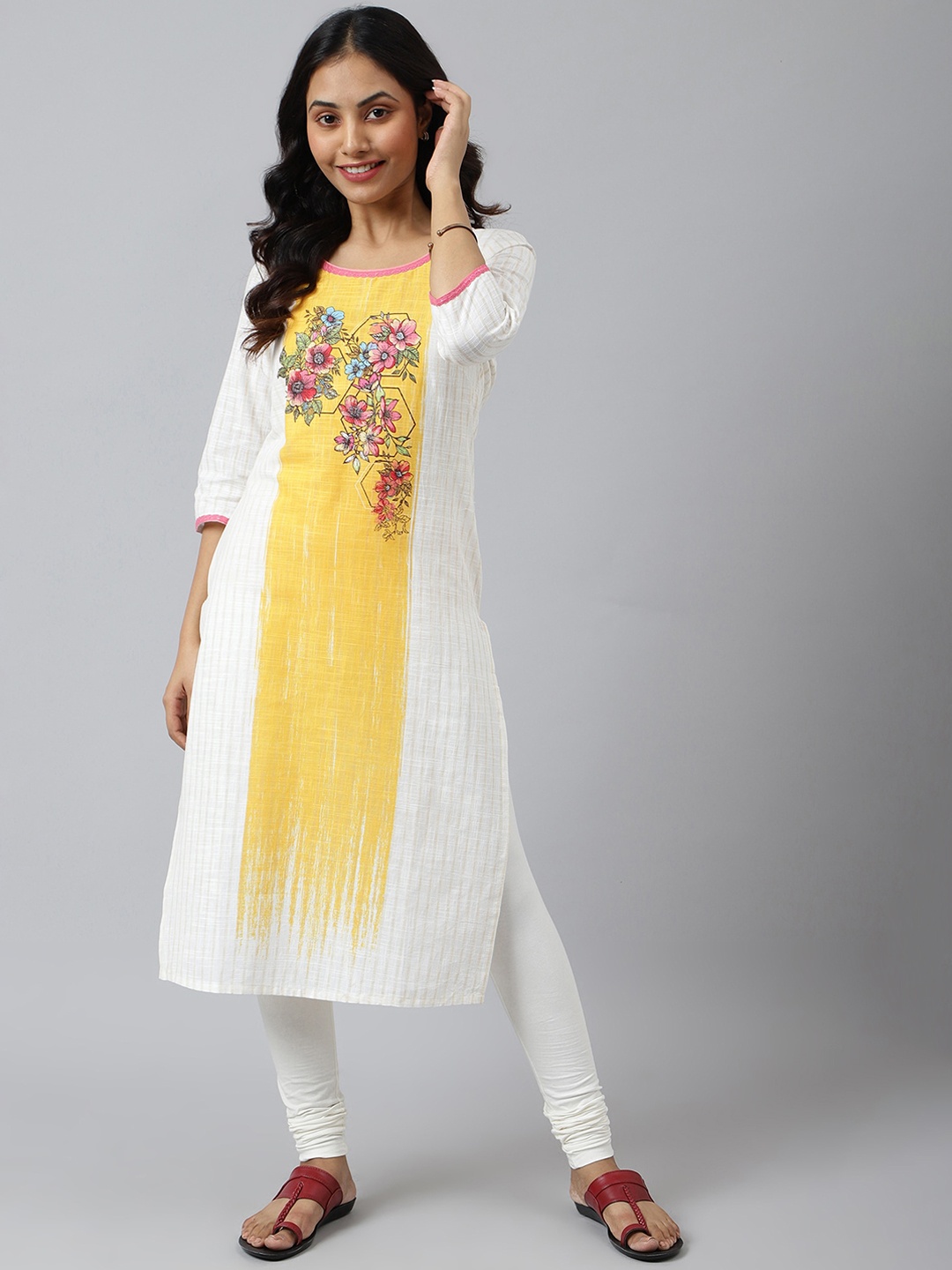 

AURELIA Women White and Yellow Colourblocked Kurta