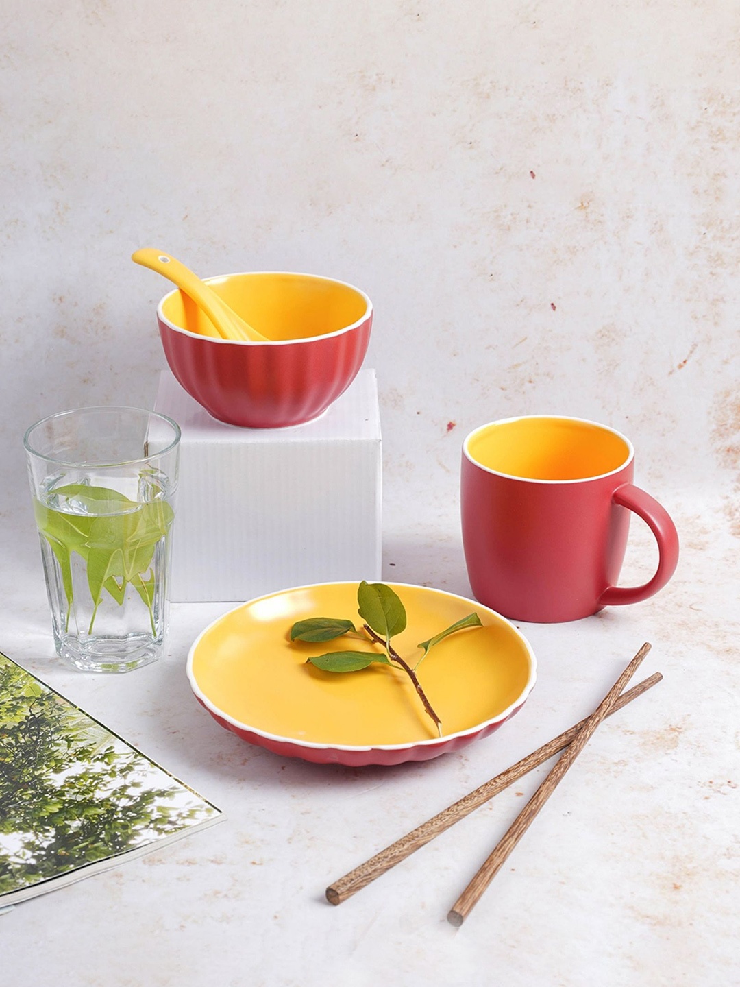

Nestasia Red & Yellow 5 Pieces Ceramic Glossy Scalloped Crockery Set