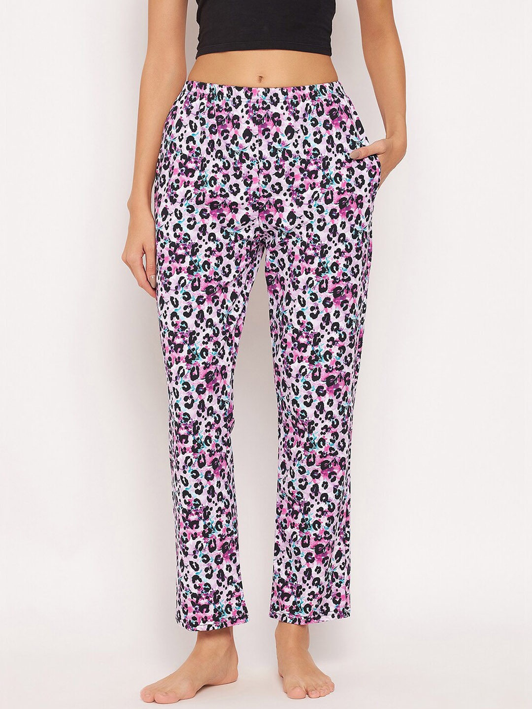 

Clovia Women Purple & Black Leopard Printed Pure Cotton Pyjama