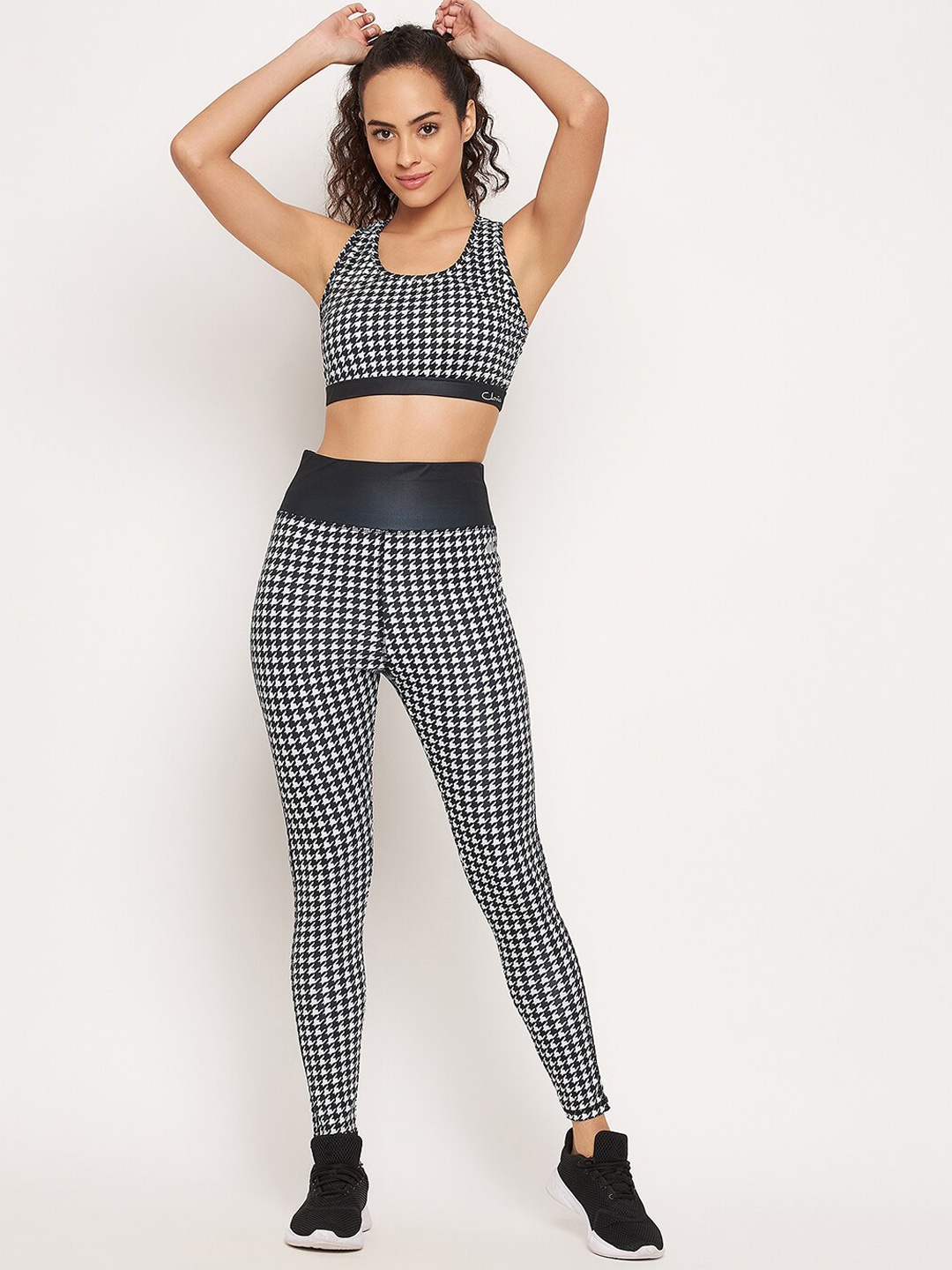 

Clovia Women Black & White Printed Tracksuits