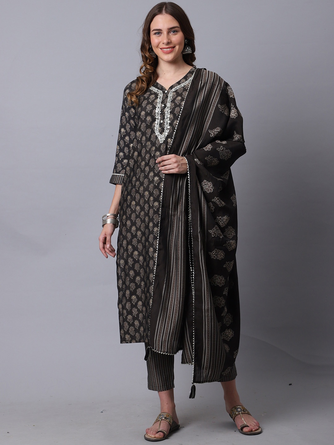 

Rajnandini Women Grey Printed Pure Cotton Kurta with Trousers & With Dupatta