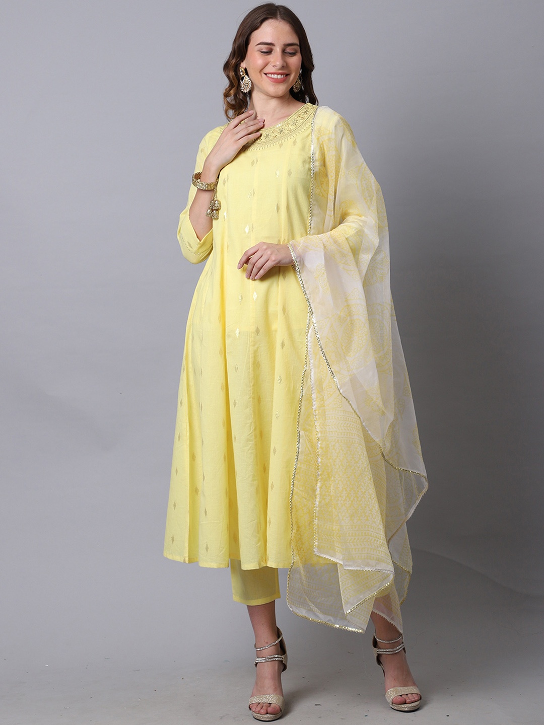 

Rajnandini Women Yellow Pure Cotton Kurta with Trousers & With Dupatta