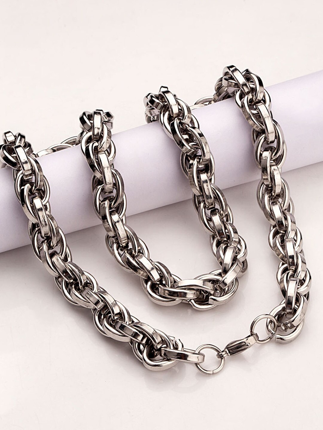 

Dare by Voylla Men Silver-Toned Silver-Plated Chain