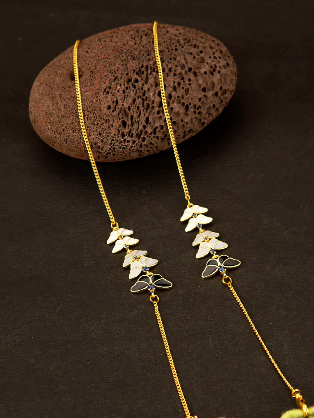 

Voylla Gold-Toned & White Brass Gold-Plated Chain