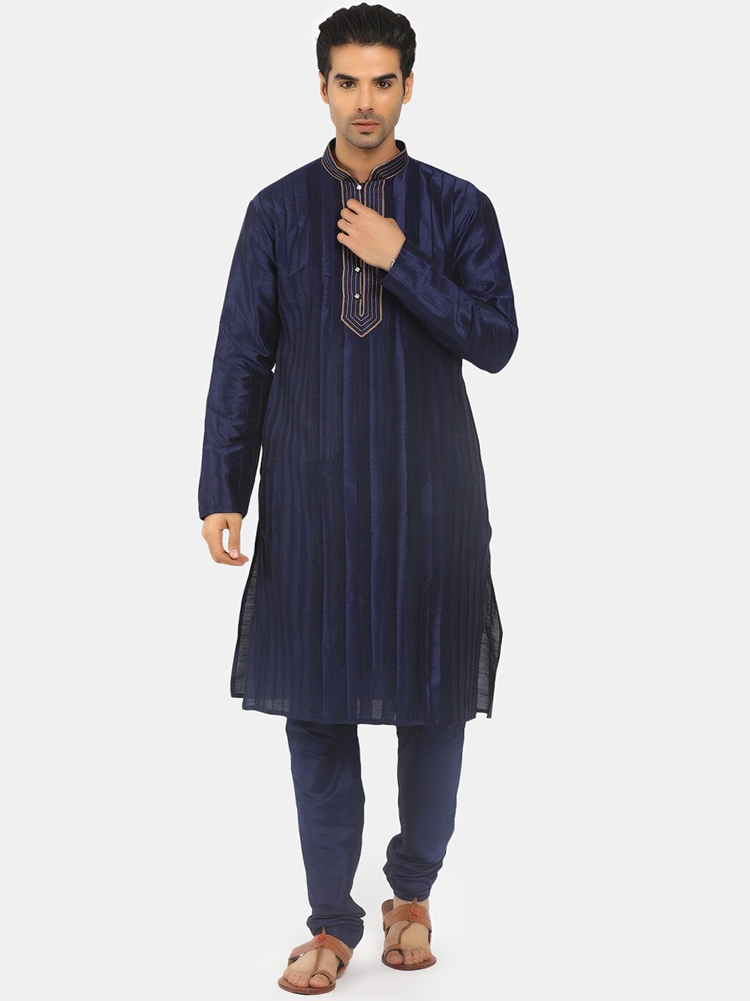 

V-Mart Men Navy Blue Pure Cotton Kurta with Pyjamas