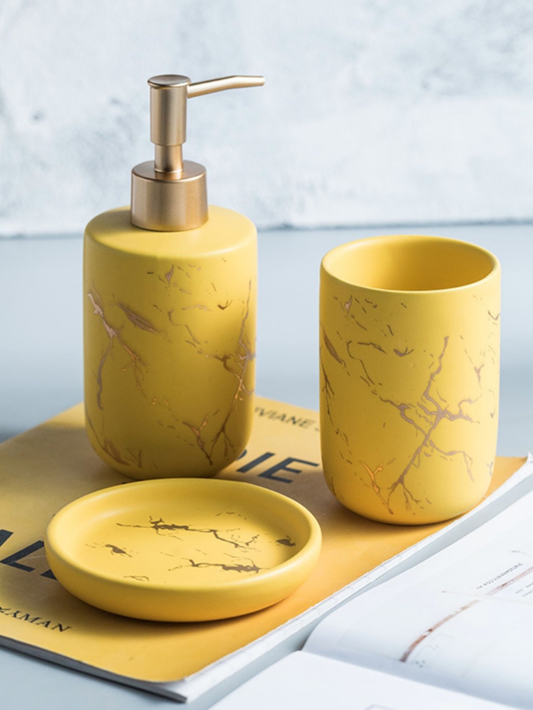

Nestasia Set Of 3 Yellow Marble Finish Bathroom Set