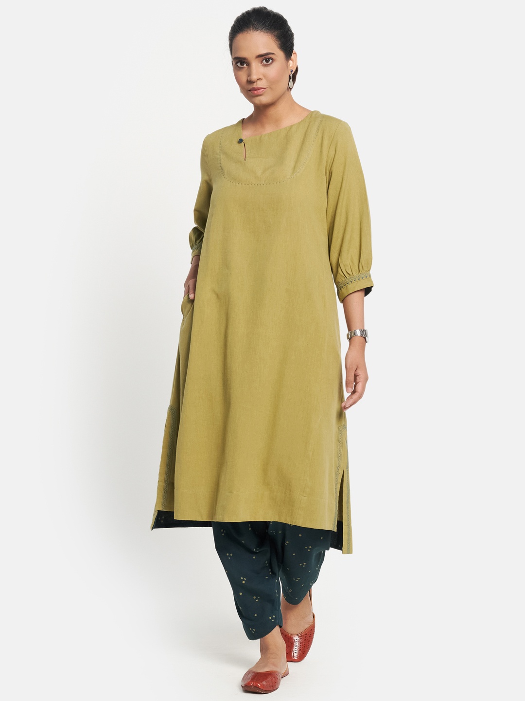 

Fabindia Women Olive Green Kurta with Trousers