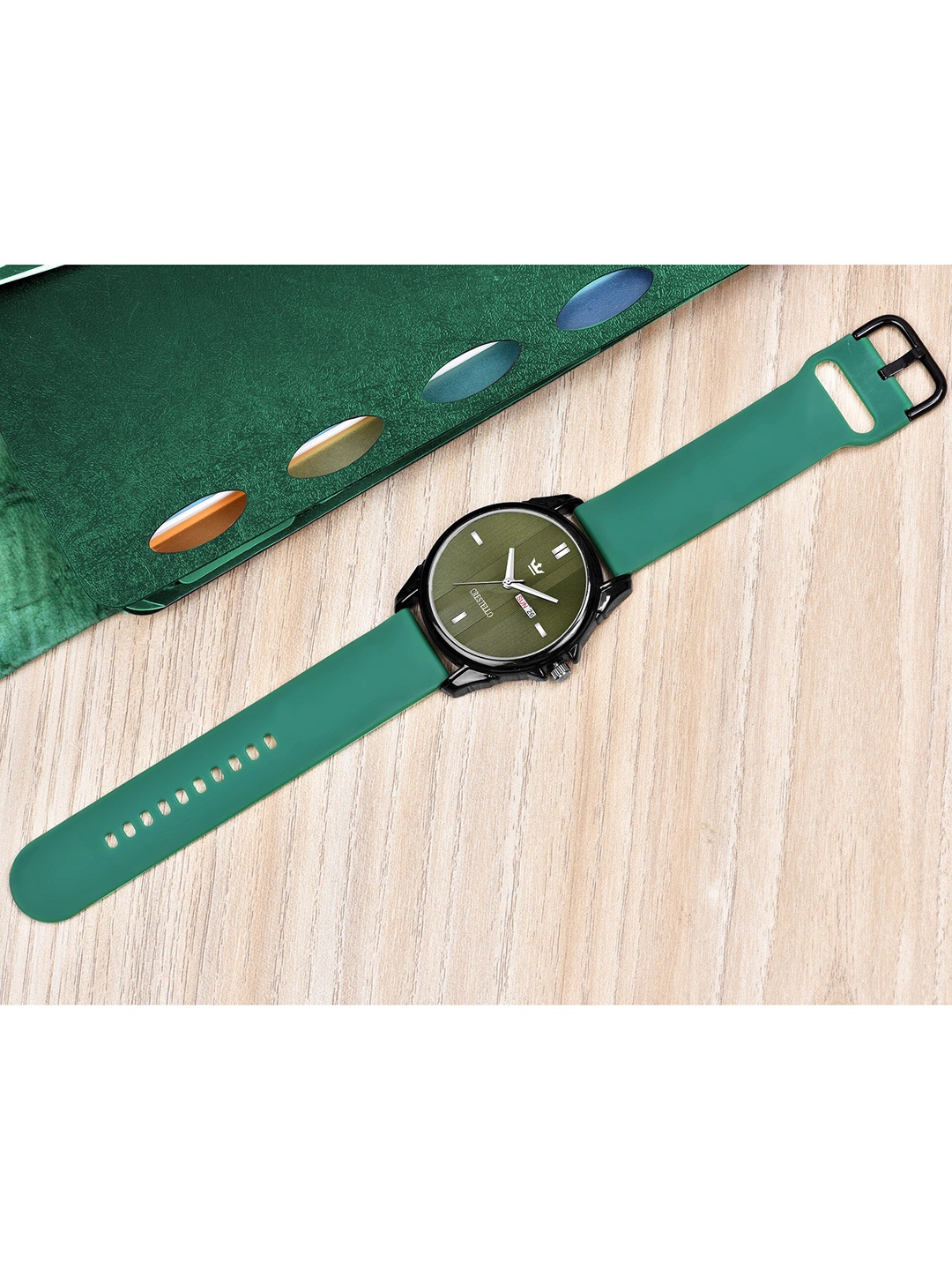 

CRESTELLO Men Green Brass Dial & Green Straps Analogue Watch